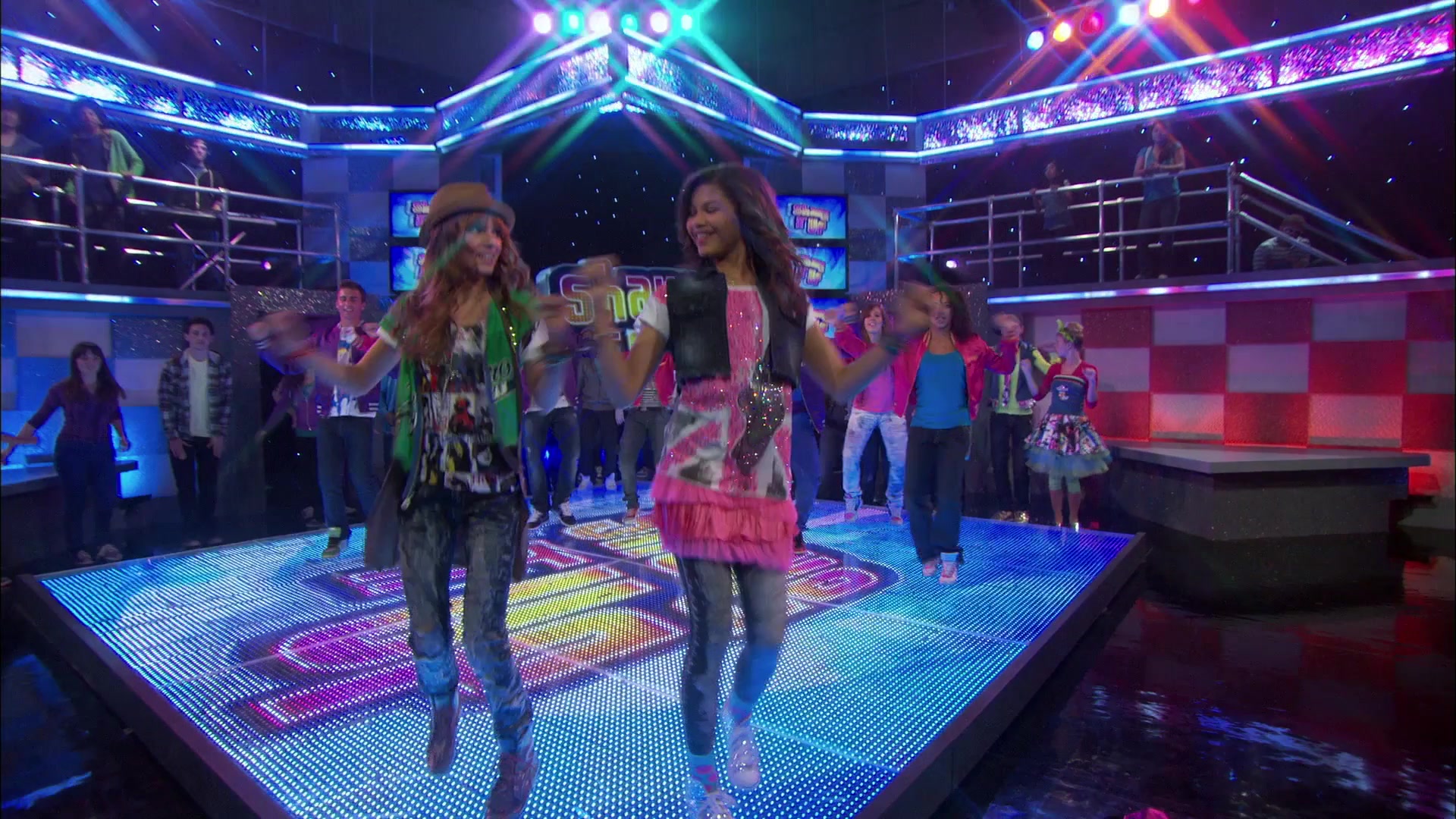 Shake_It_Up_S01E01_1080p_BTD_002780.jpg Shake_It_Up_S01E01_1080p_BTD_002780.jpg