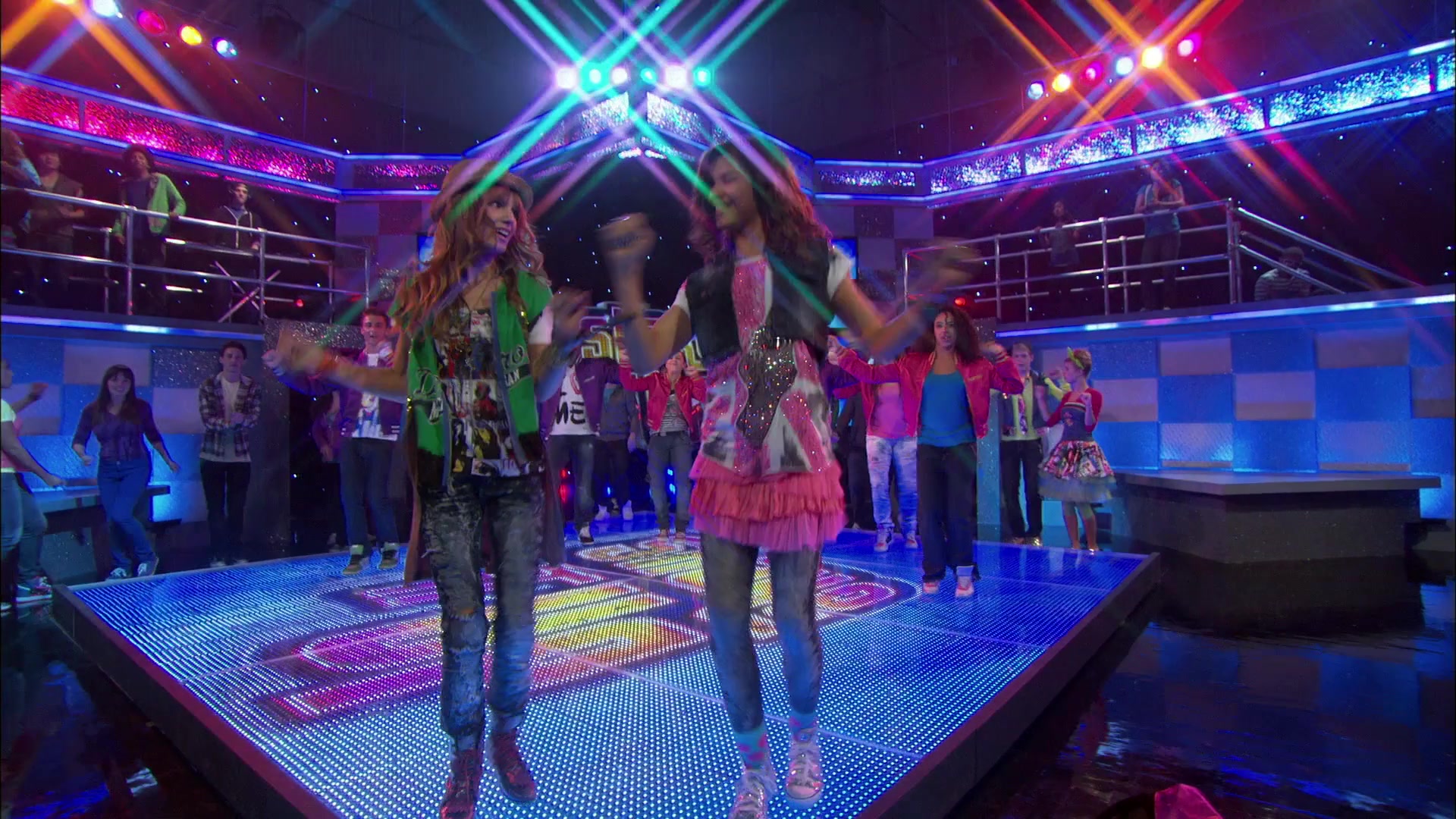 Shake_It_Up_S01E01_1080p_BTD_002781.jpg Shake_It_Up_S01E01_1080p_BTD_002781.jpg