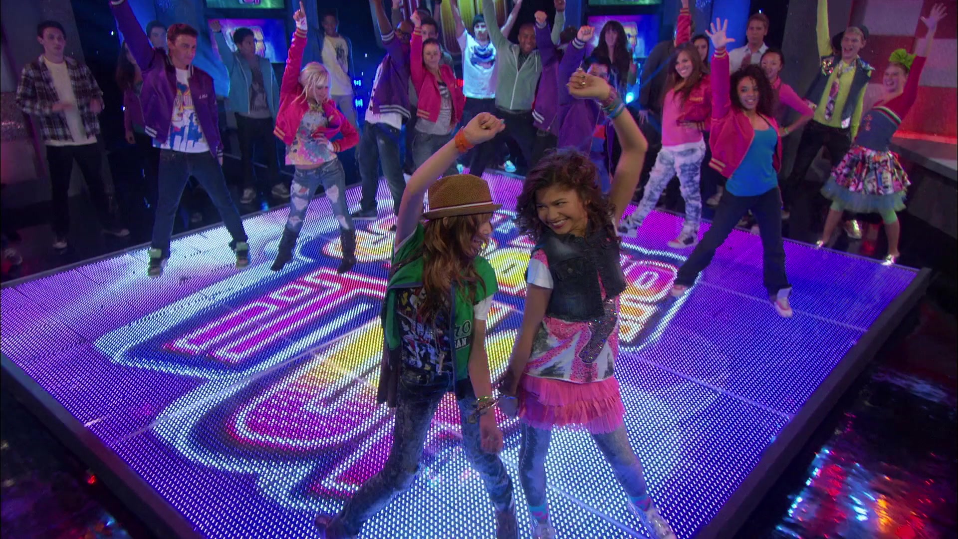Shake_It_Up_S01E01_1080p_BTD_002843.jpg Shake_It_Up_S01E01_1080p_BTD_002843.jpg