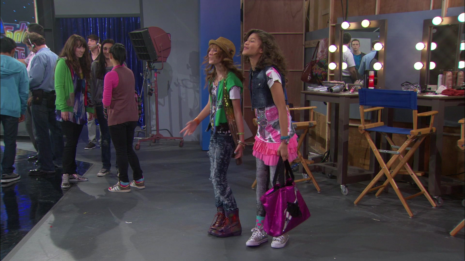 Shake_It_Up_S01E01_1080p_BTD_003026.jpg Shake_It_Up_S01E01_1080p_BTD_003026.jpg