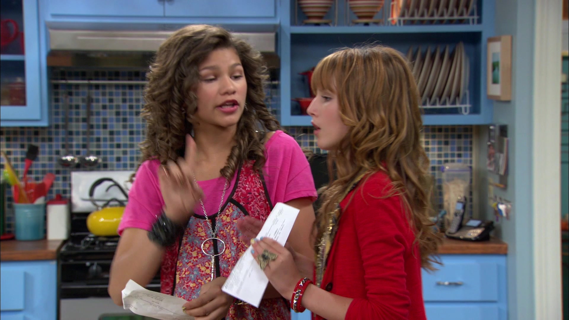 Shake_It_Up_S01E01_1080p_BTD_003184.jpg Shake_It_Up_S01E01_1080p_BTD_003184.jpg