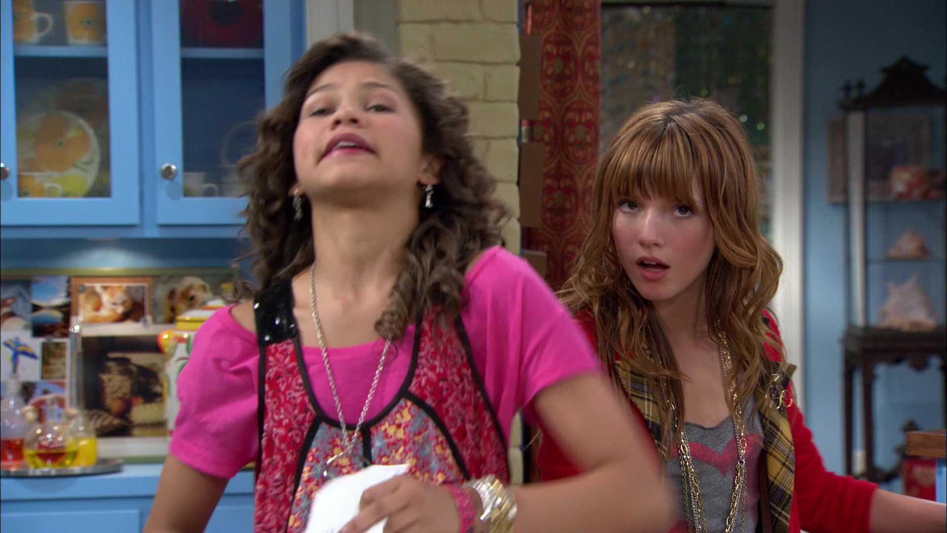 Shake_It_Up_S01E01_1080p_BTD_003193.jpg Shake_It_Up_S01E01_1080p_BTD_003193.jpg