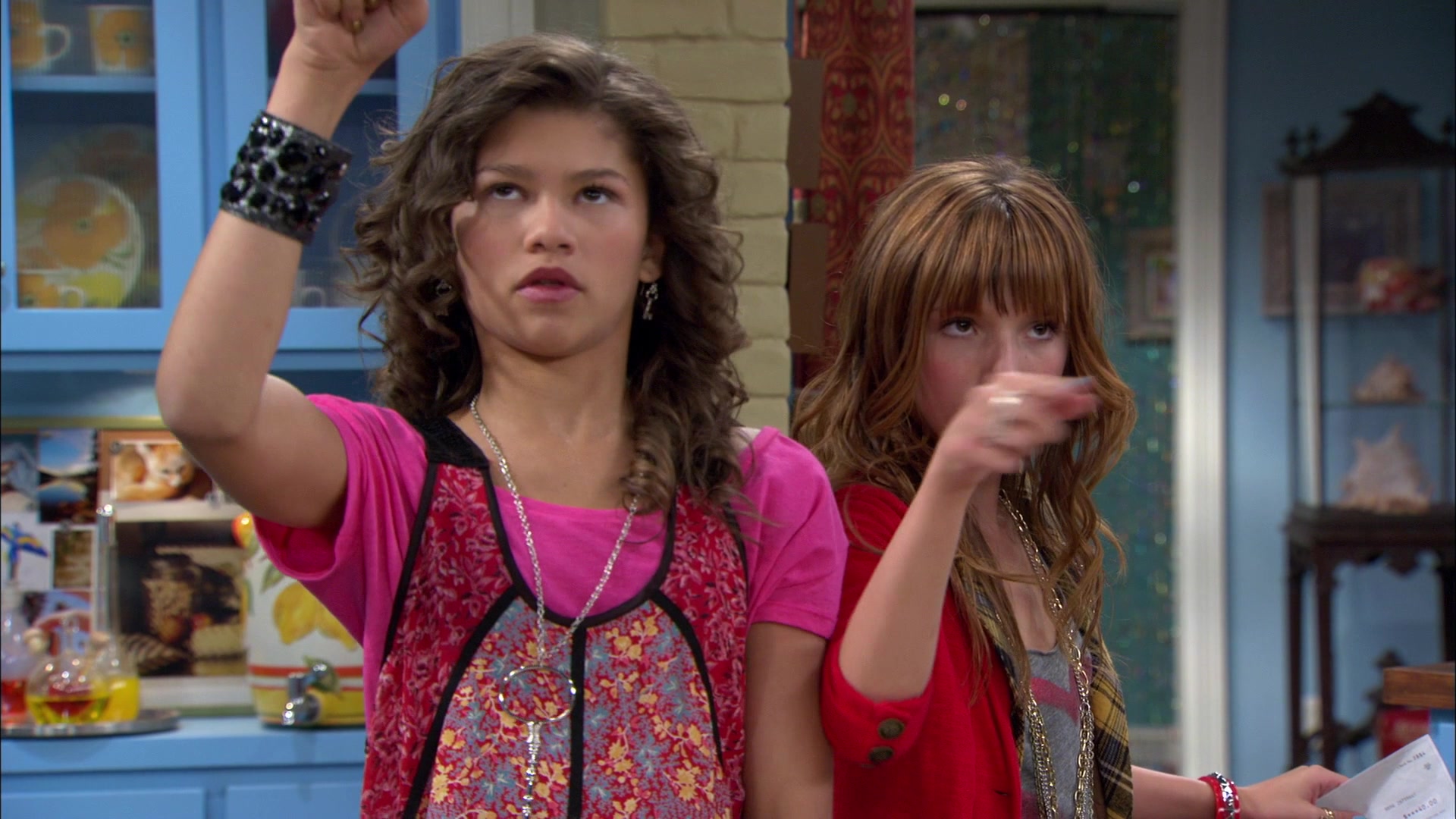 Shake_It_Up_S01E01_1080p_BTD_003198.jpg Shake_It_Up_S01E01_1080p_BTD_003198.jpg