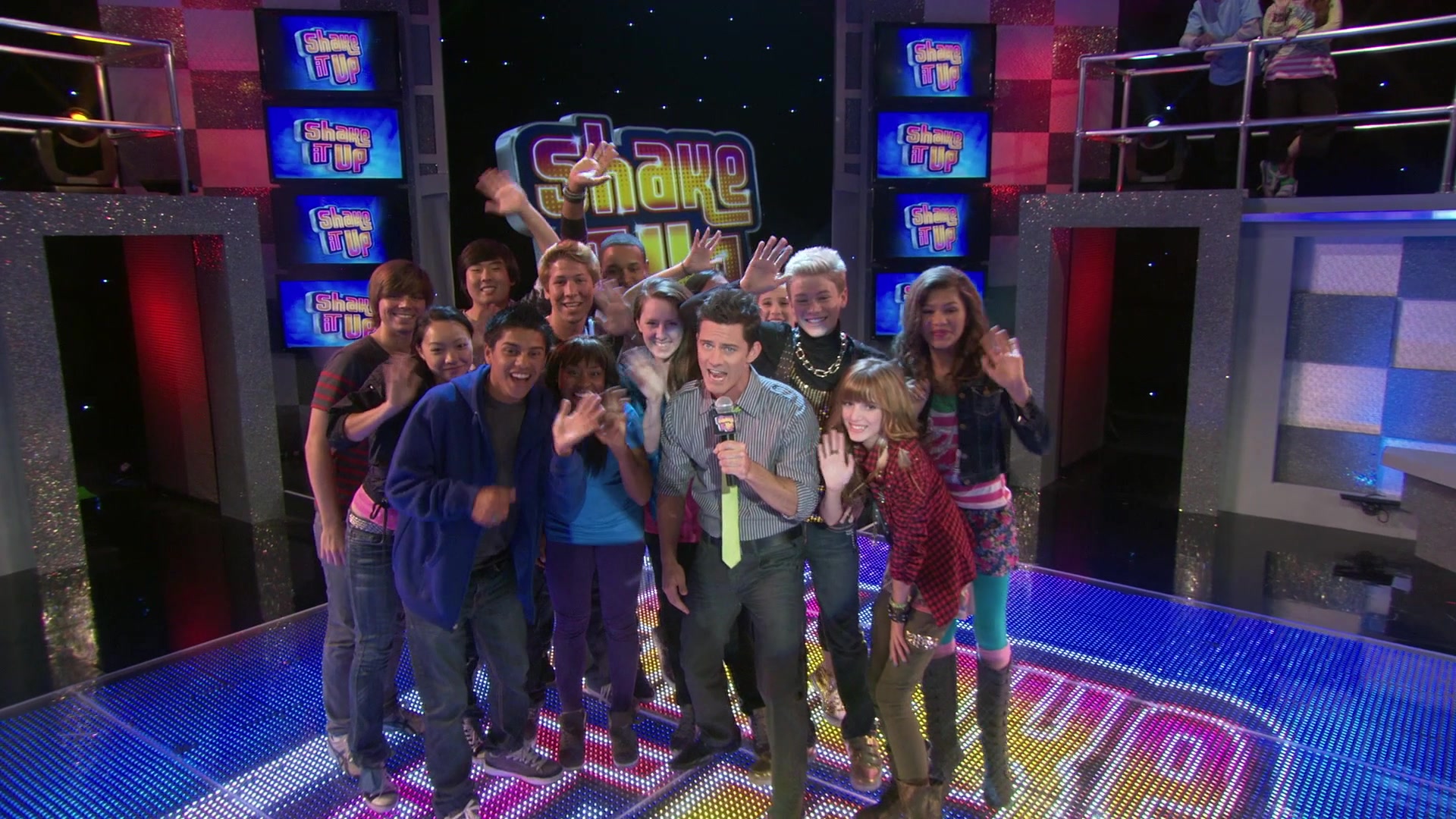 Shake_It_Up_S01E02_1080p_BTD_000028.jpg