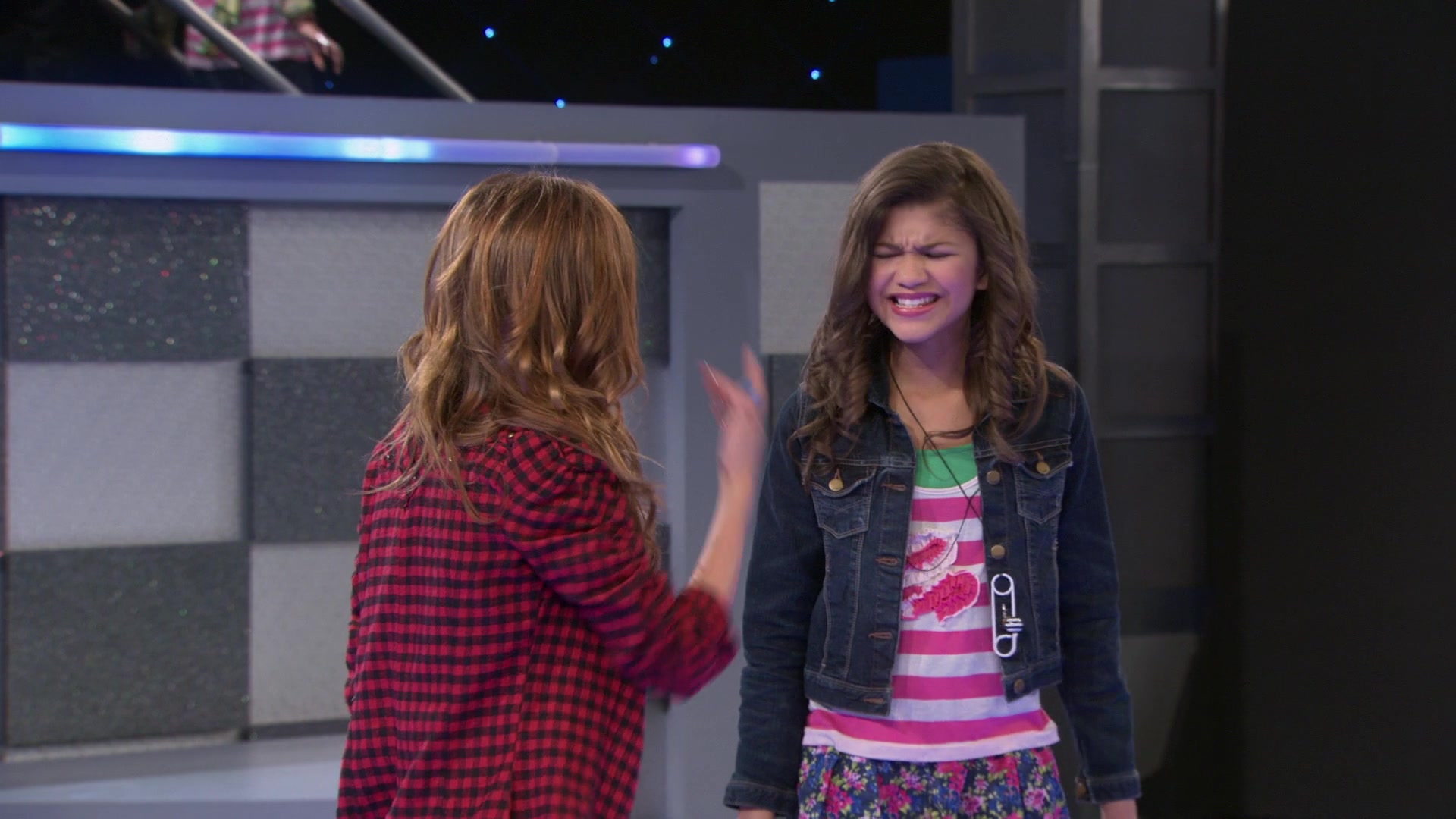 Shake_It_Up_S01E02_1080p_BTD_000051.jpg Shake_It_Up_S01E02_1080p_BTD_000051.jpg