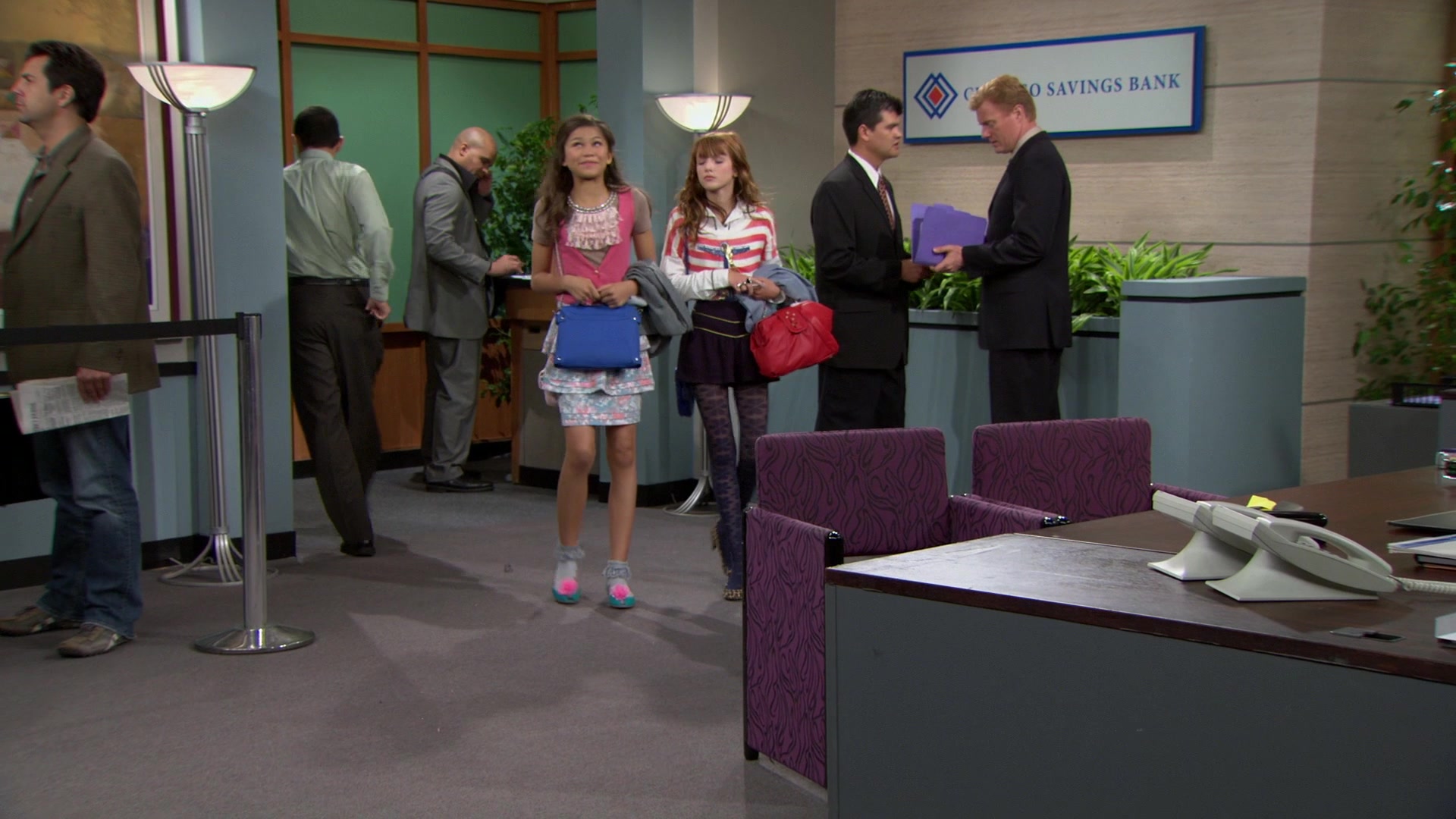 Shake_It_Up_S01E02_1080p_BTD_000777.jpg Shake_It_Up_S01E02_1080p_BTD_000777.jpg