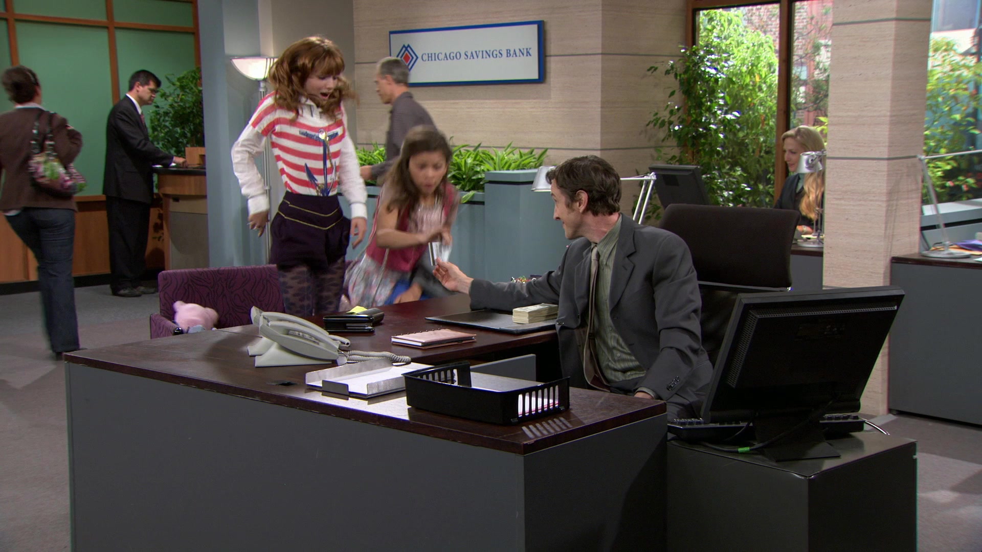 Shake_It_Up_S01E02_1080p_BTD_001010.jpg Shake_It_Up_S01E02_1080p_BTD_001010.jpg
