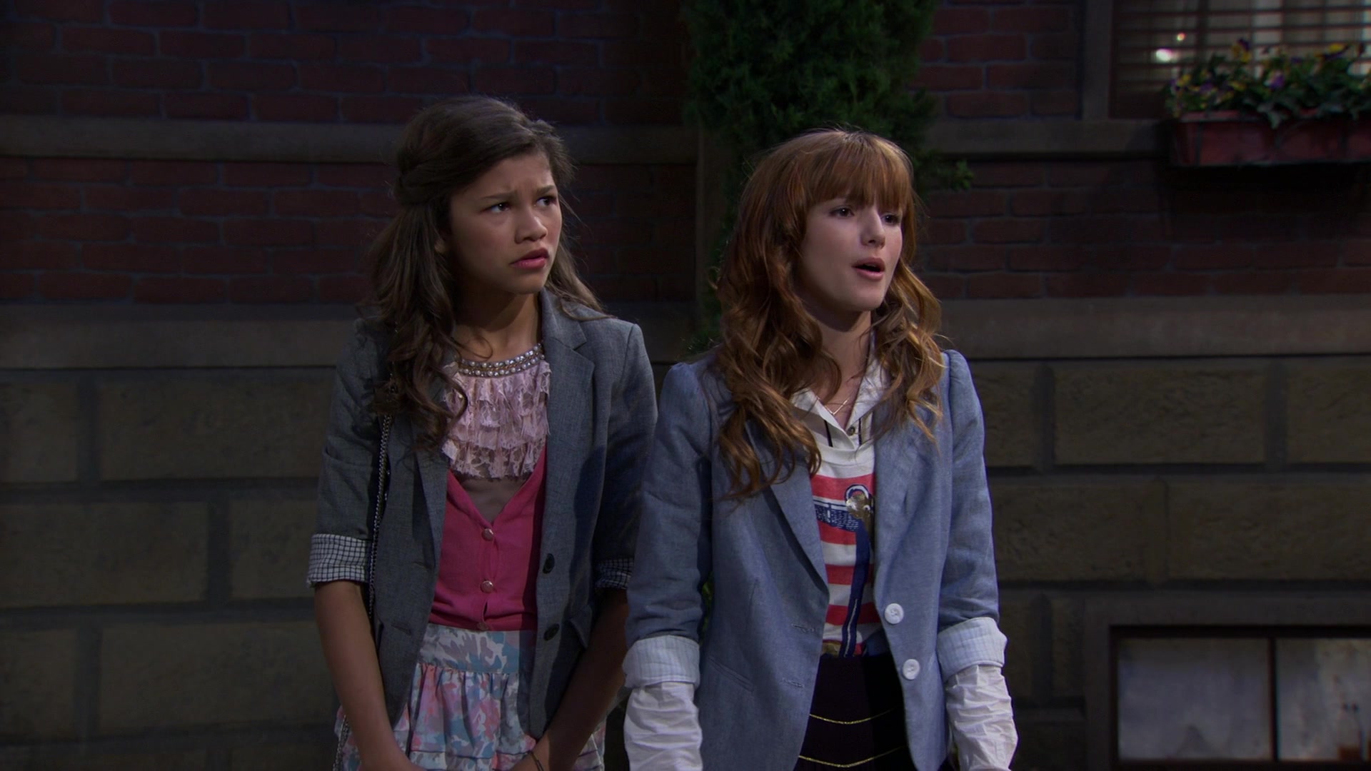 Shake_It_Up_S01E02_1080p_BTD_001184.jpg Shake_It_Up_S01E02_1080p_BTD_001184.jpg