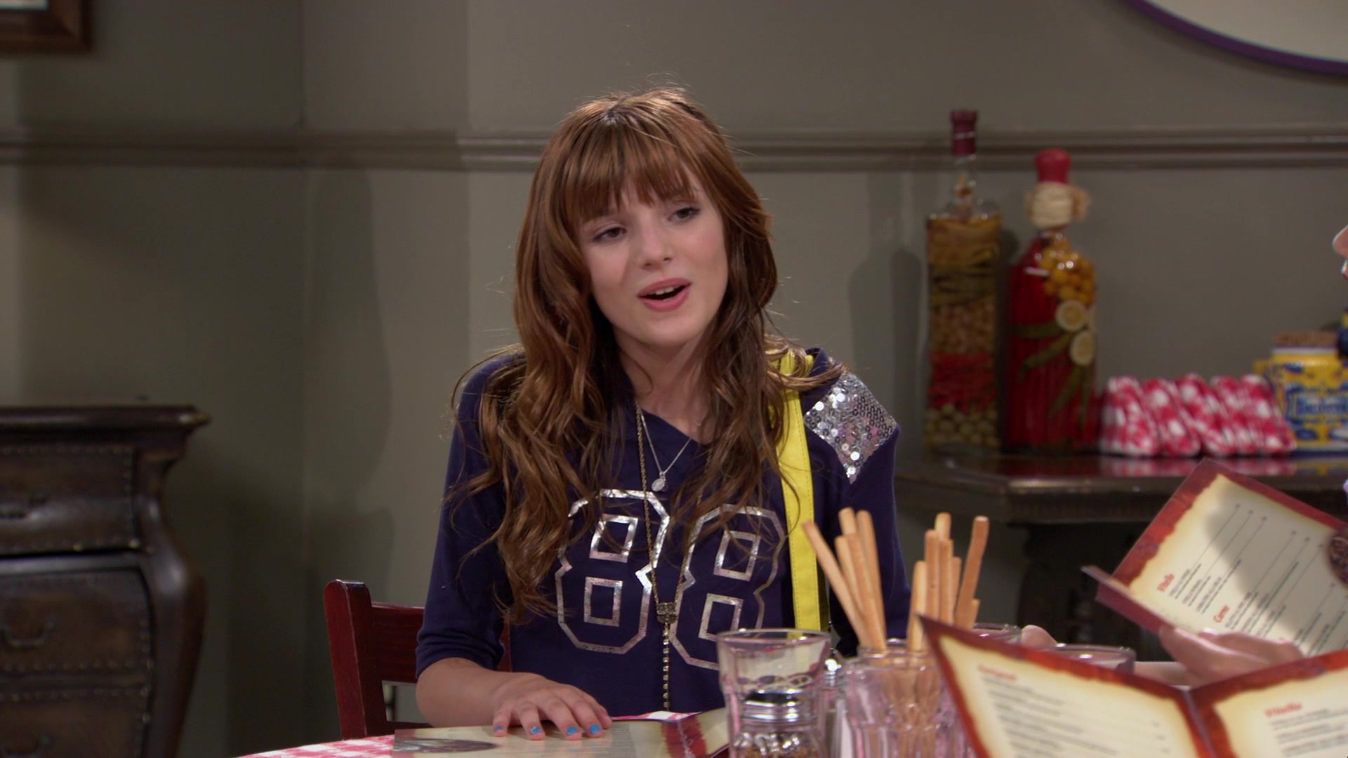 Shake_It_Up_S01E02_1080p_BTD_001354.jpg Shake_It_Up_S01E02_1080p_BTD_001354.jpg