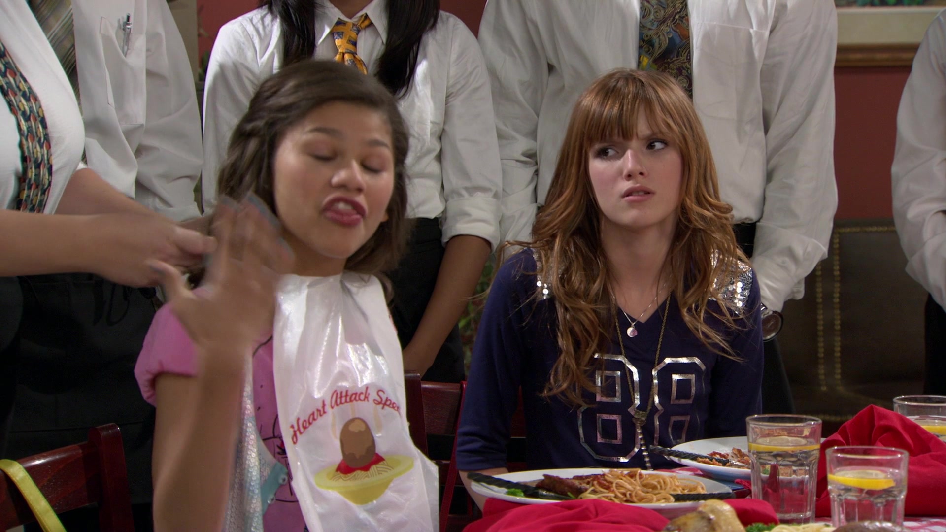 Shake_It_Up_S01E02_1080p_BTD_002319.jpg