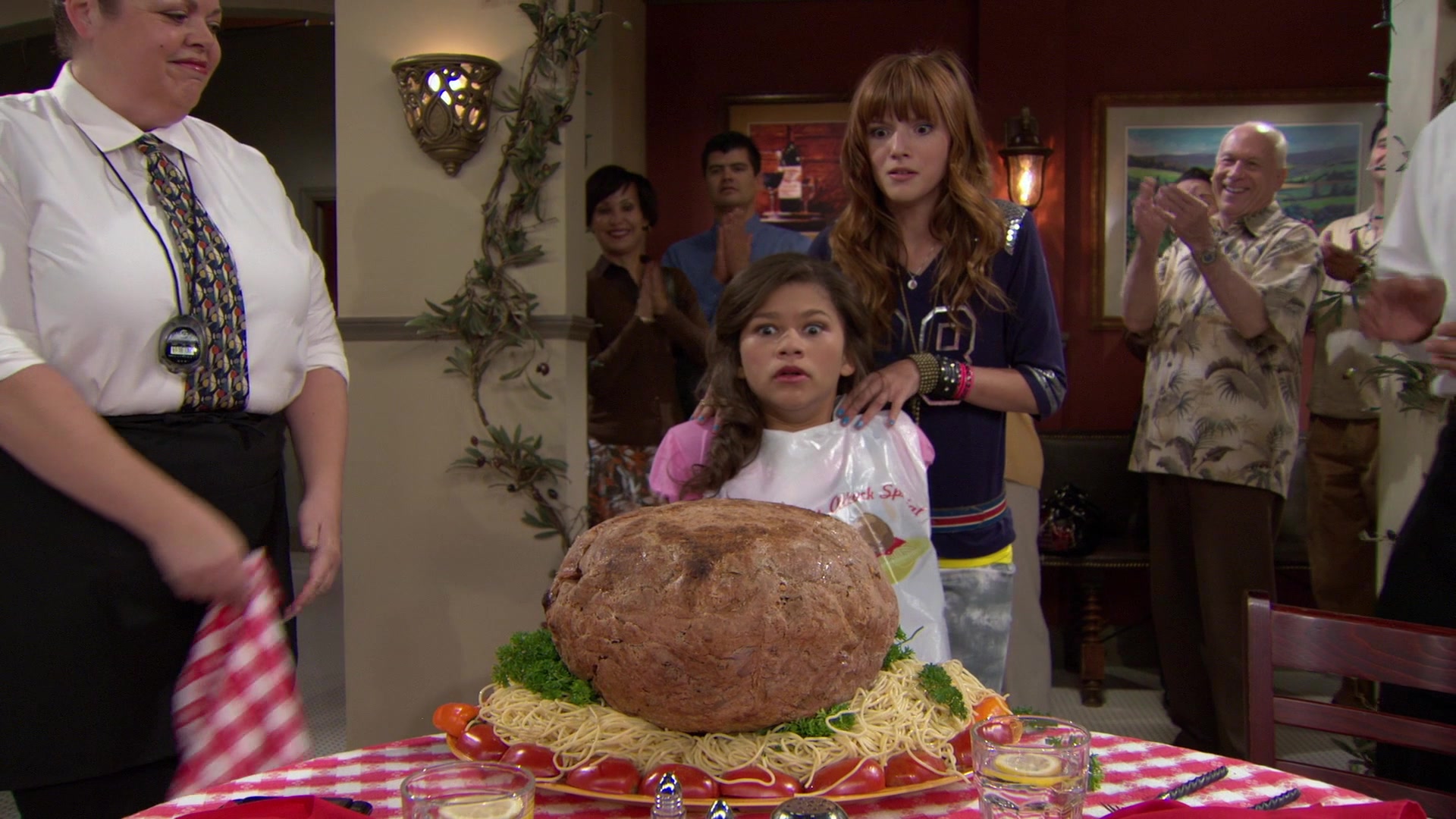 Shake_It_Up_S01E02_1080p_BTD_002362.jpg