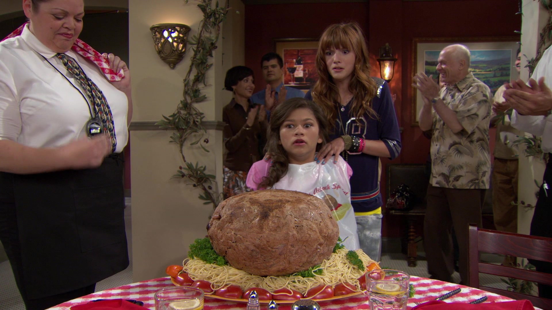 Shake_It_Up_S01E02_1080p_BTD_002365.jpg Shake_It_Up_S01E02_1080p_BTD_002365.jpg