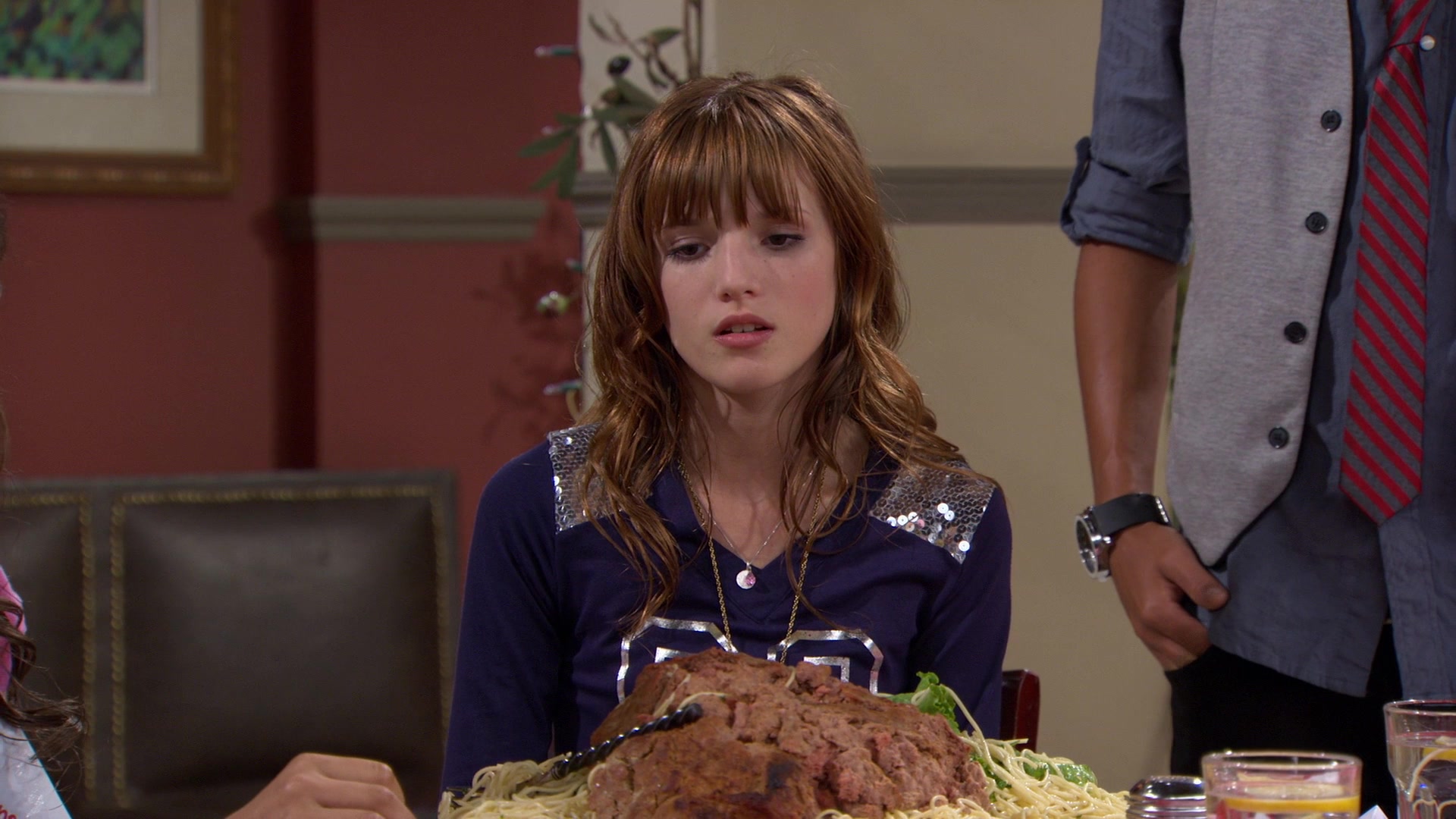 Shake_It_Up_S01E02_1080p_BTD_002734.jpg Shake_It_Up_S01E02_1080p_BTD_002734.jpg