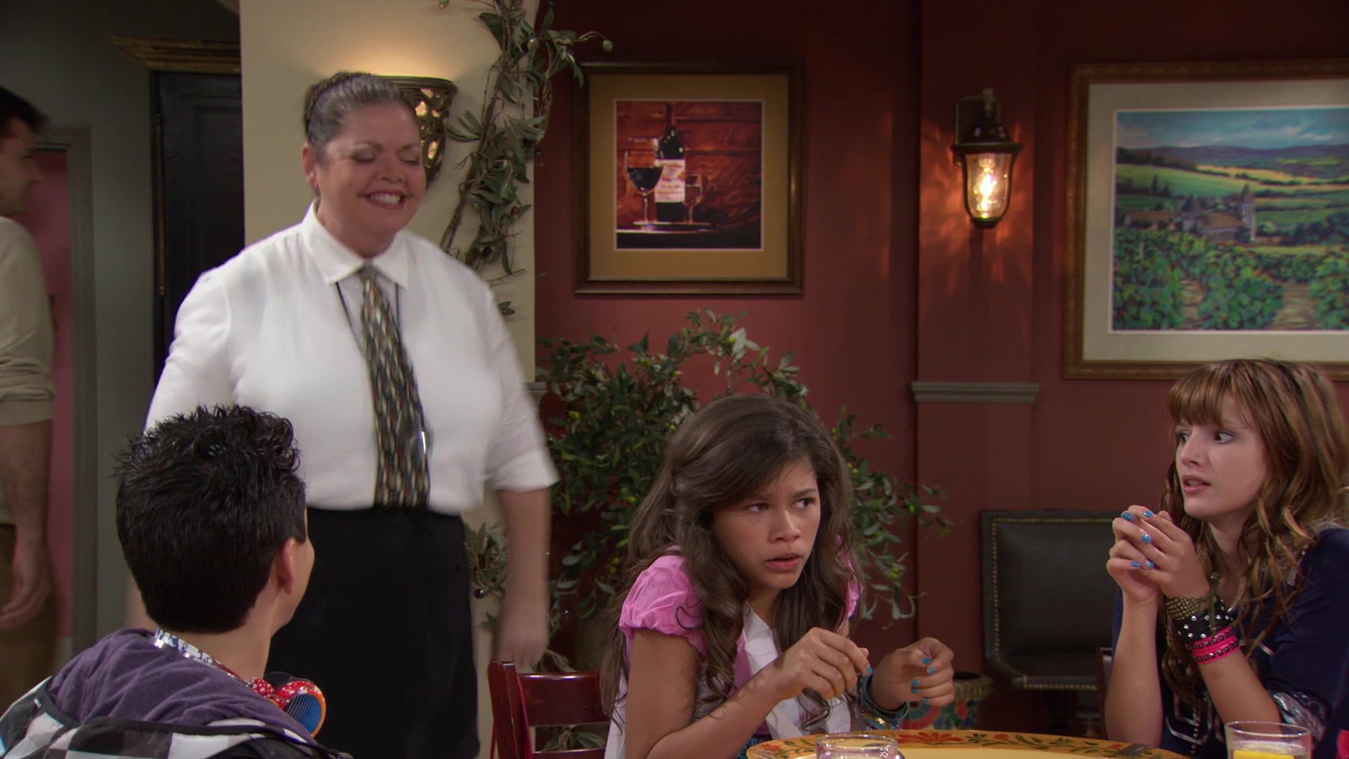 Shake_It_Up_S01E02_1080p_BTD_002845.jpg Shake_It_Up_S01E02_1080p_BTD_002845.jpg