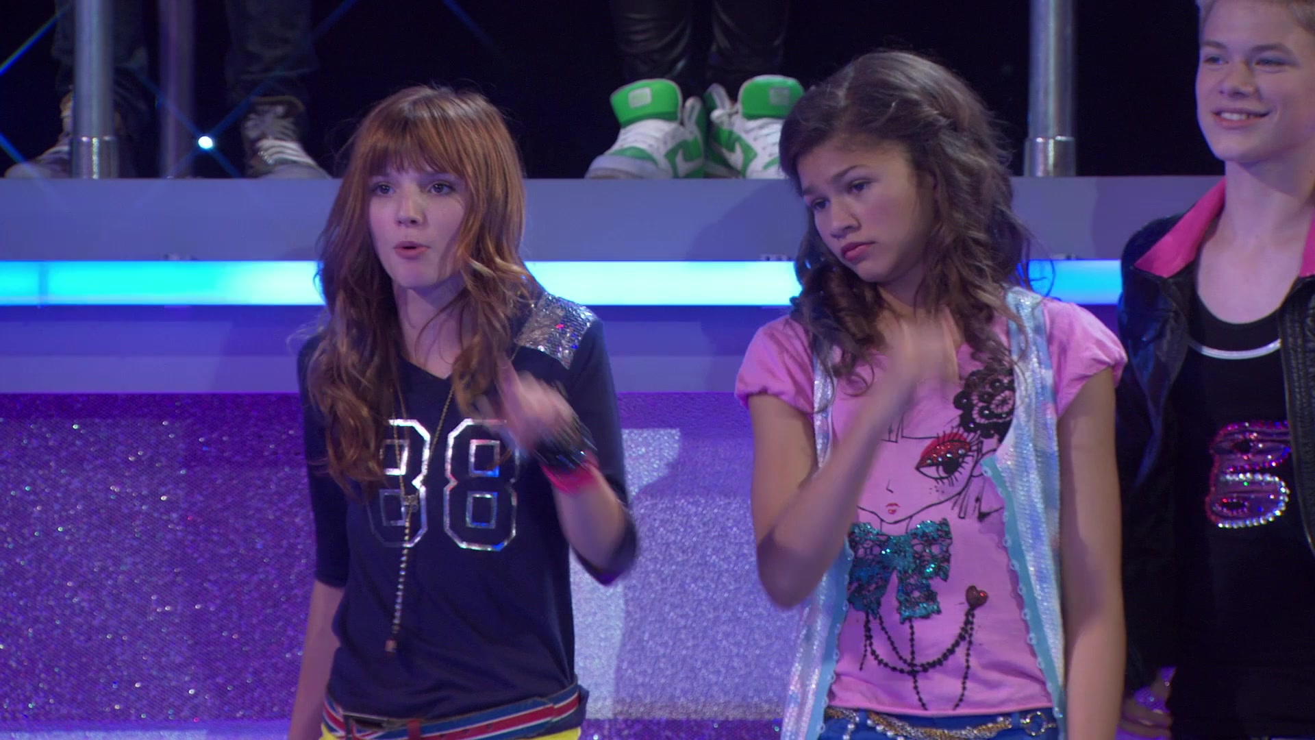 Shake_It_Up_S01E02_1080p_BTD_003032.jpg Shake_It_Up_S01E02_1080p_BTD_003032.jpg