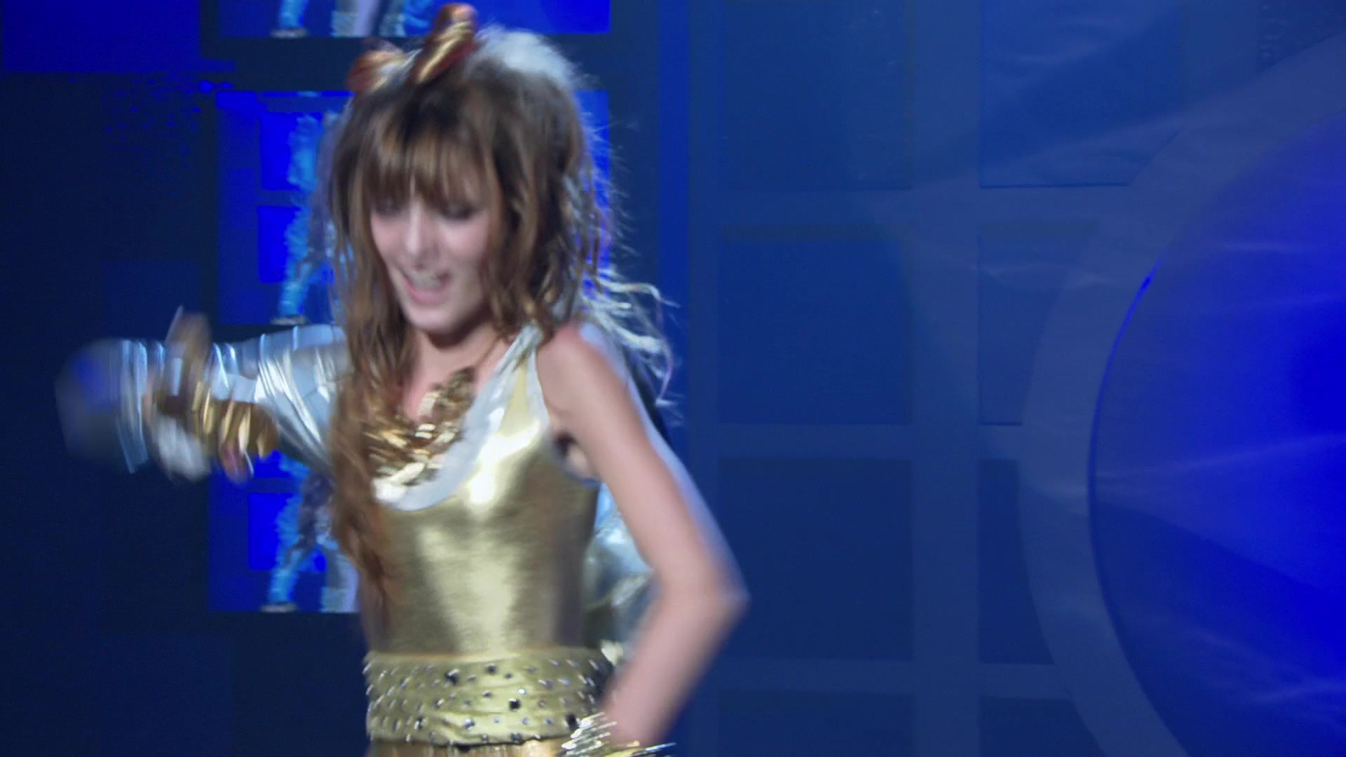 Shake_It_Up_S01E03_1080p_BTD_000070.jpg