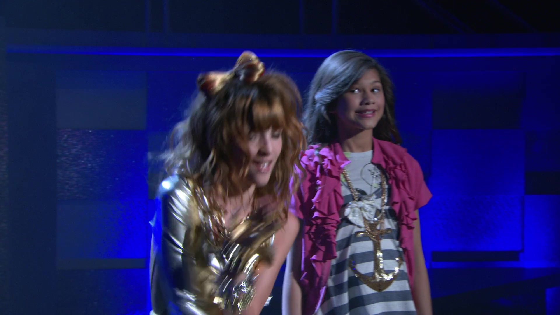 Shake_It_Up_S01E03_1080p_BTD_000116.jpg Shake_It_Up_S01E03_1080p_BTD_000116.jpg