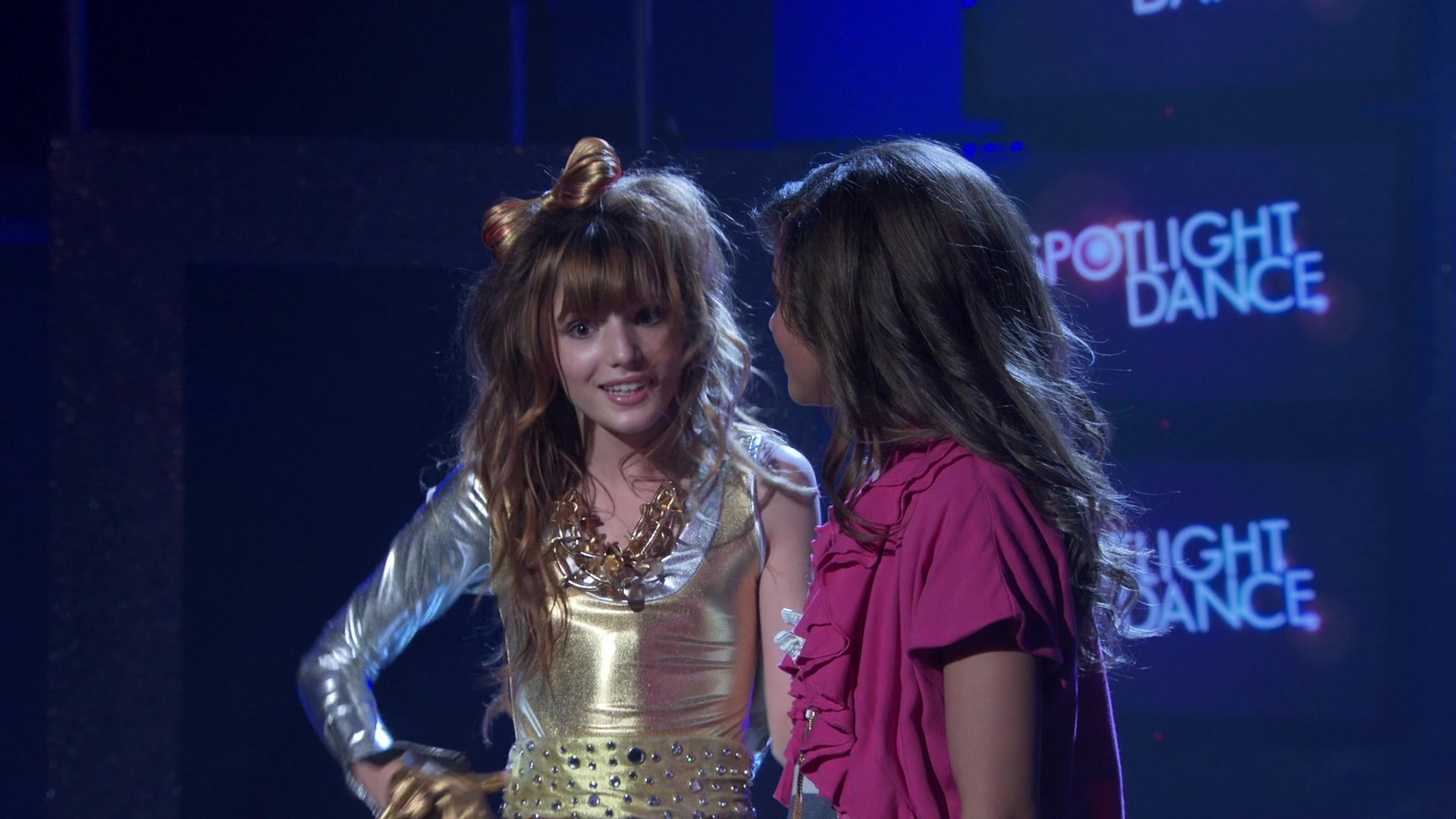 Shake_It_Up_S01E03_1080p_BTD_000145.jpg Shake_It_Up_S01E03_1080p_BTD_000145.jpg