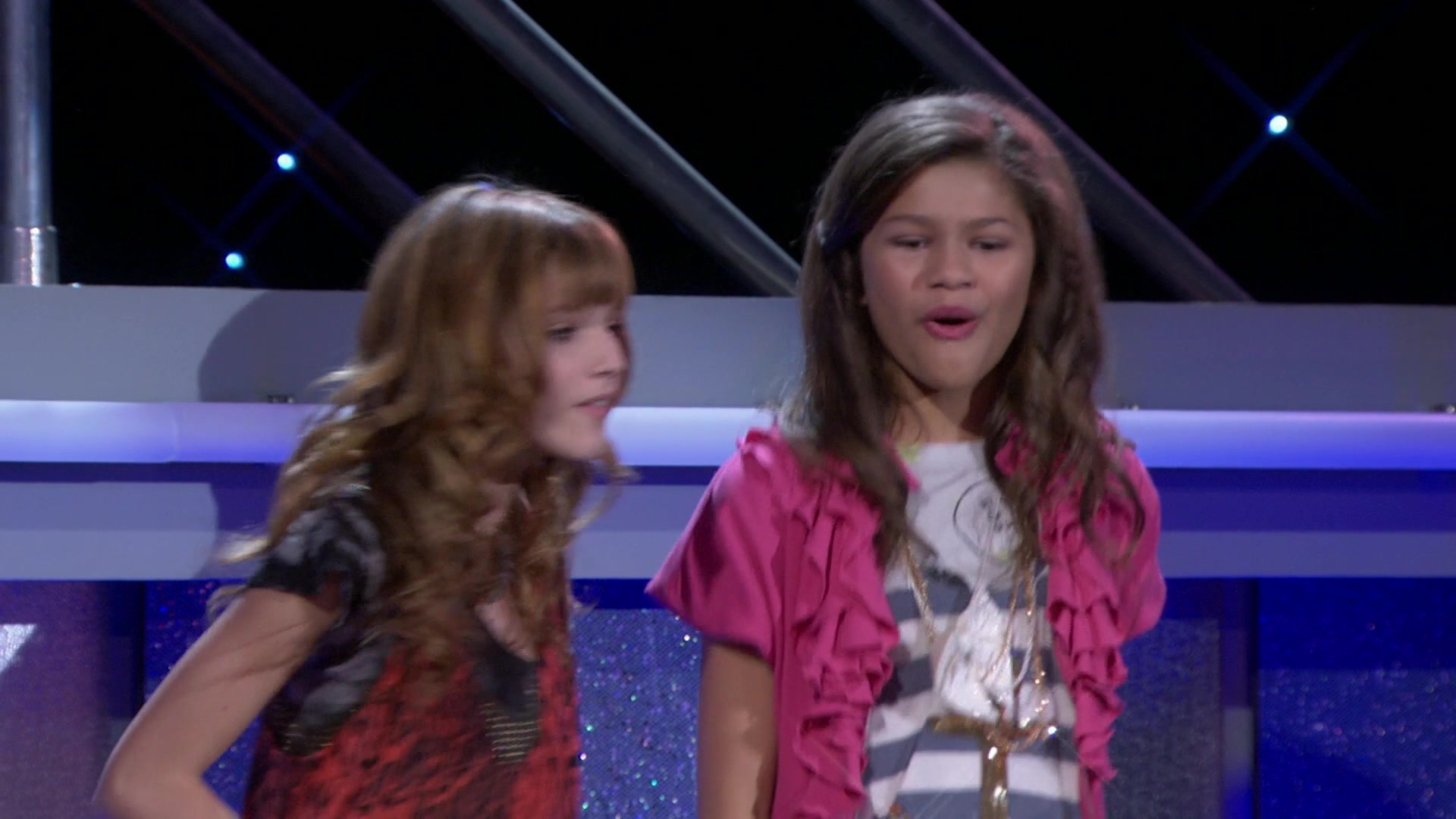 Shake_It_Up_S01E03_1080p_BTD_000738.jpg