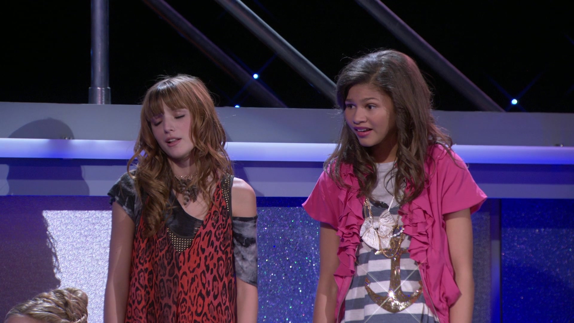Shake_It_Up_S01E03_1080p_BTD_000758.jpg Shake_It_Up_S01E03_1080p_BTD_000758.jpg