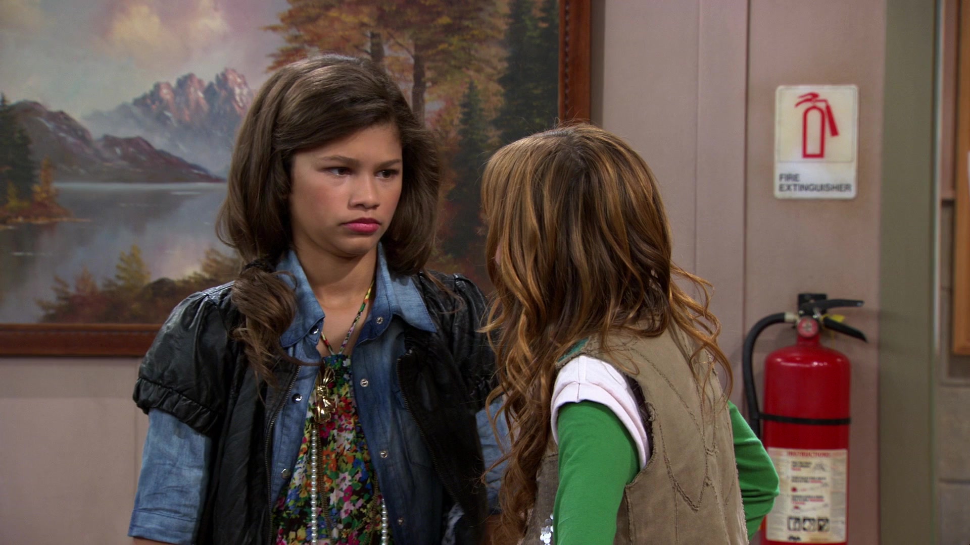 Shake_It_Up_S01E03_1080p_BTD_001223.jpg Shake_It_Up_S01E03_1080p_BTD_001223.jpg
