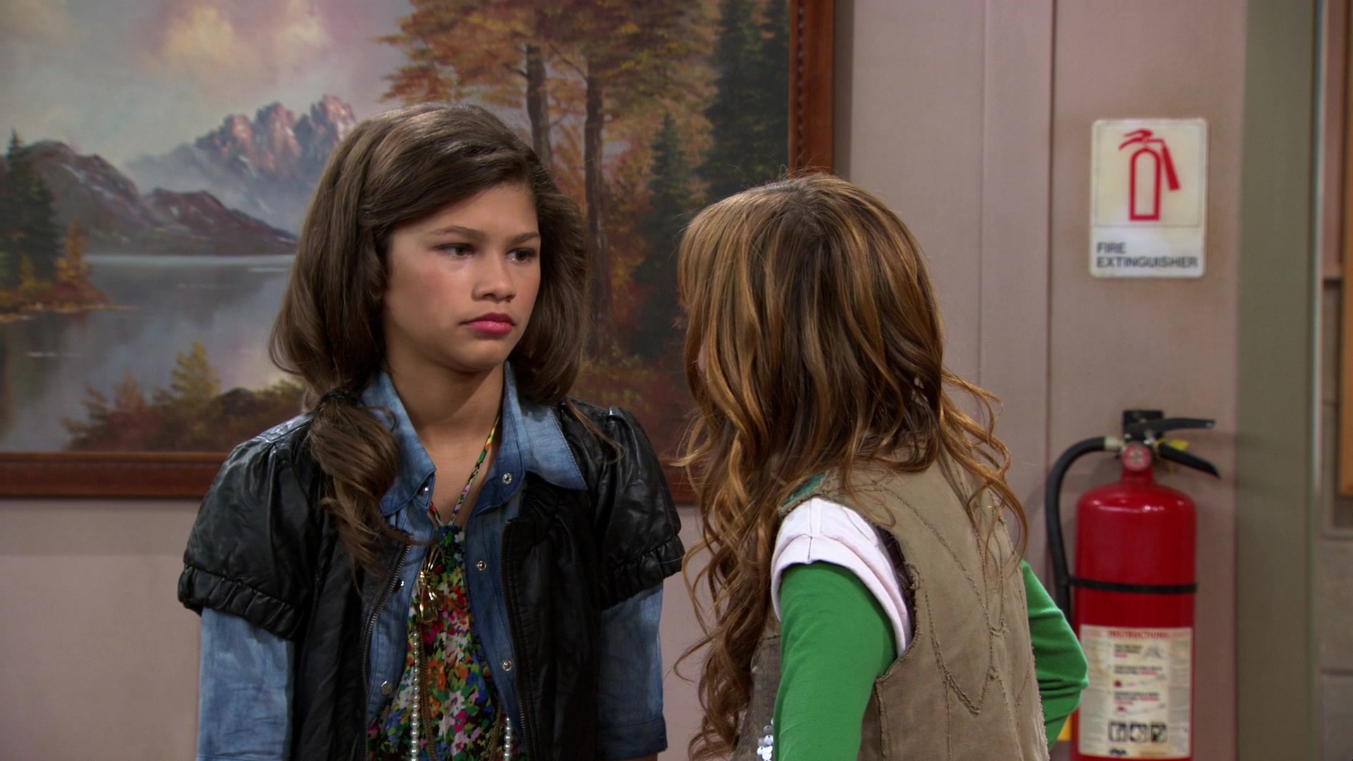 Shake_It_Up_S01E03_1080p_BTD_001224.jpg Shake_It_Up_S01E03_1080p_BTD_001224.jpg