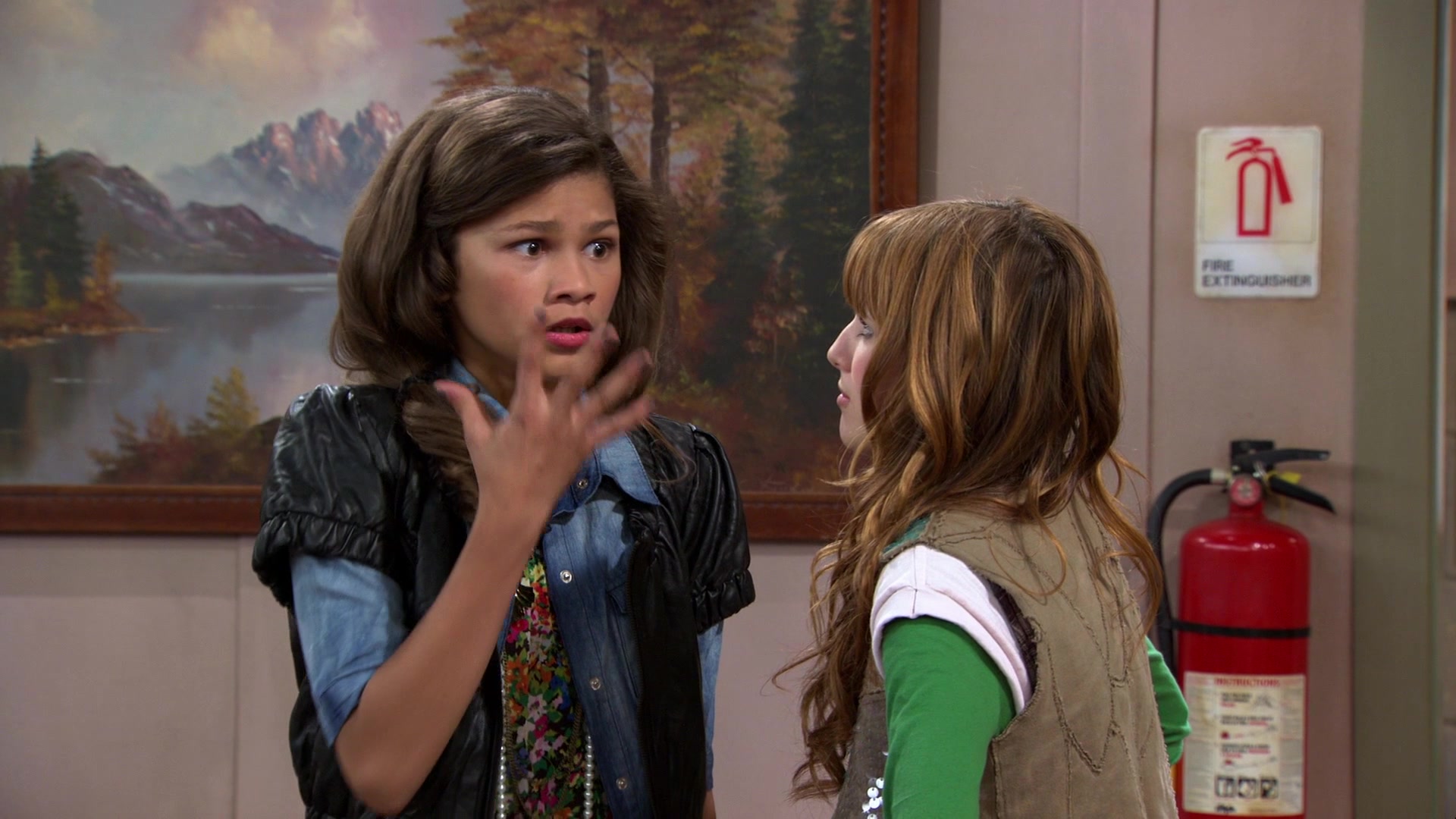 Shake_It_Up_S01E03_1080p_BTD_001235.jpg Shake_It_Up_S01E03_1080p_BTD_001235.jpg