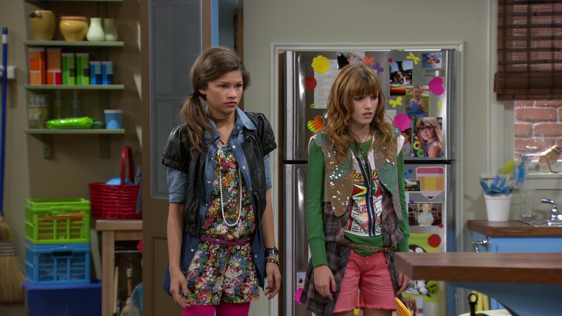 Shake_It_Up_S01E03_1080p_BTD_001656.jpg Shake_It_Up_S01E03_1080p_BTD_001656.jpg