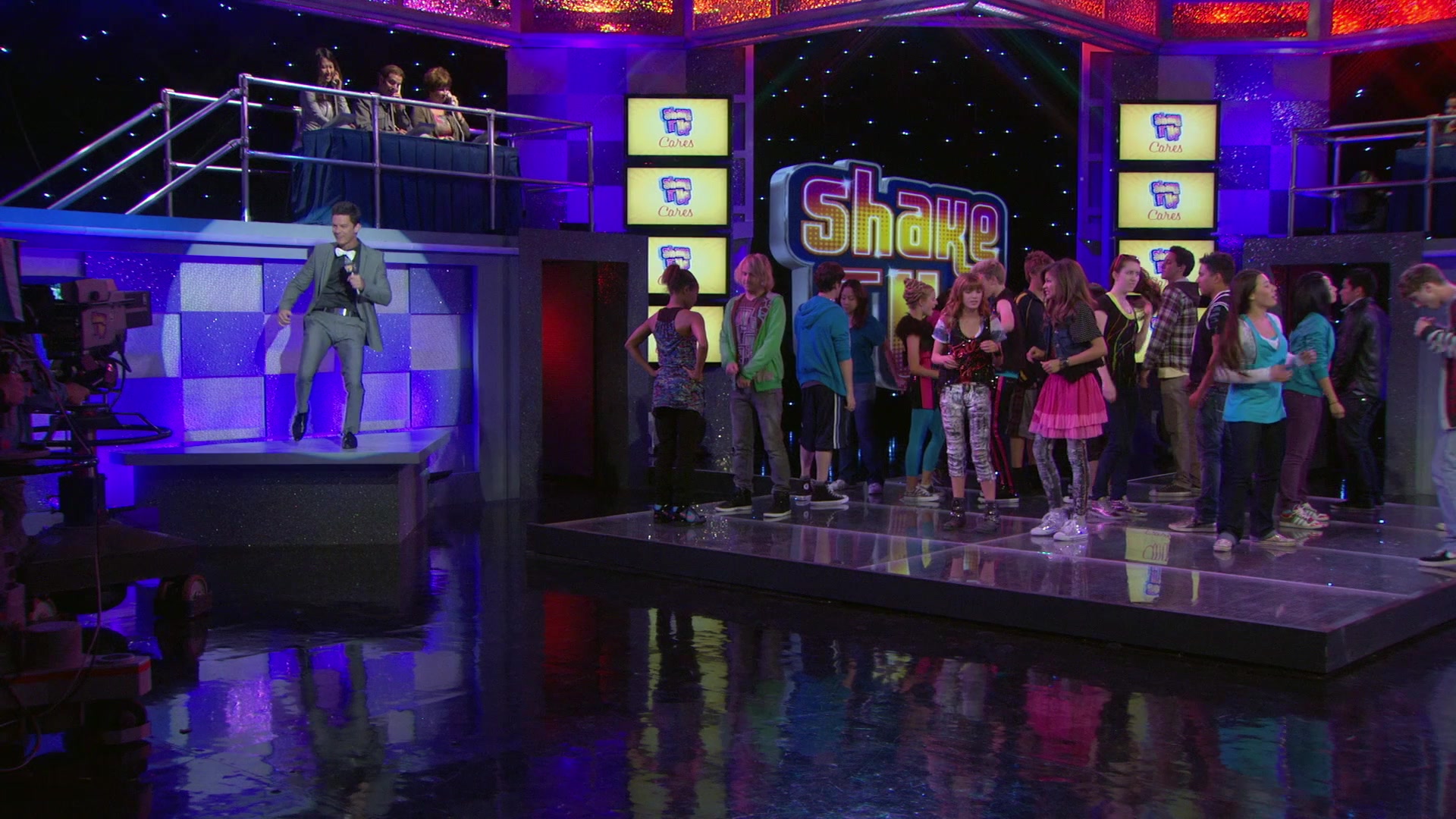 Shake_It_Up_S01E03_1080p_BTD_001986.jpg Shake_It_Up_S01E03_1080p_BTD_001986.jpg