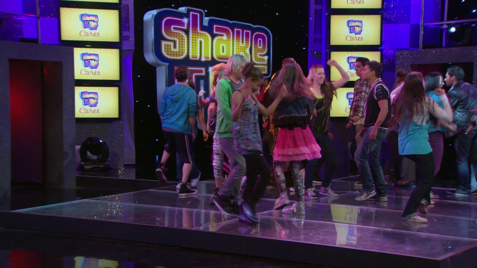 Shake_It_Up_S01E03_1080p_BTD_001994.jpg Shake_It_Up_S01E03_1080p_BTD_001994.jpg