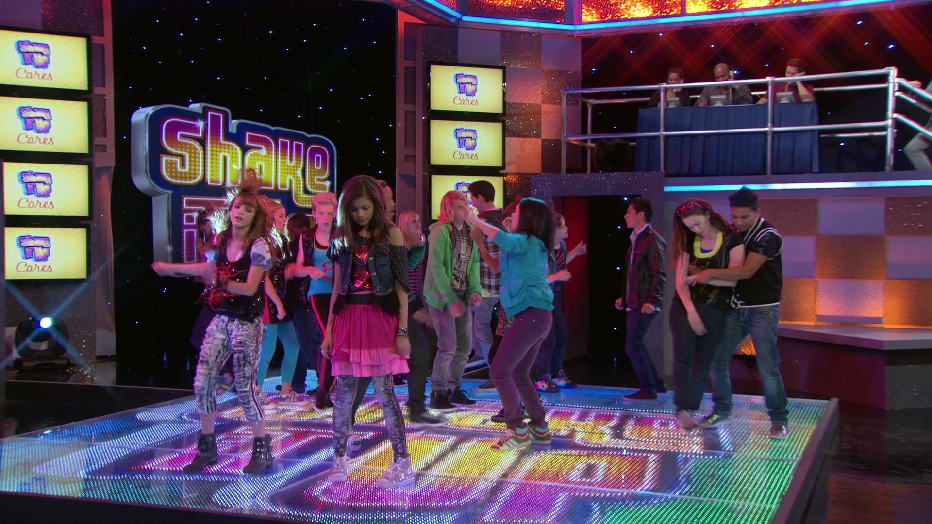 Shake_It_Up_S01E03_1080p_BTD_002181.jpg Shake_It_Up_S01E03_1080p_BTD_002181.jpg