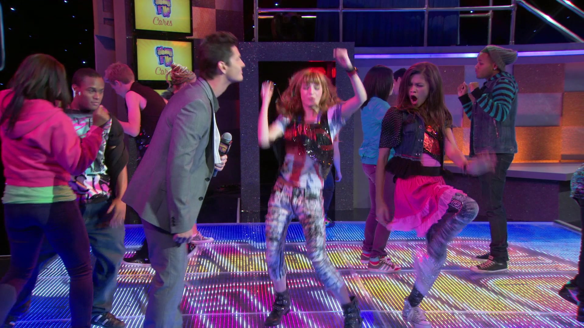 Shake_It_Up_S01E03_1080p_BTD_002361.jpg Shake_It_Up_S01E03_1080p_BTD_002361.jpg