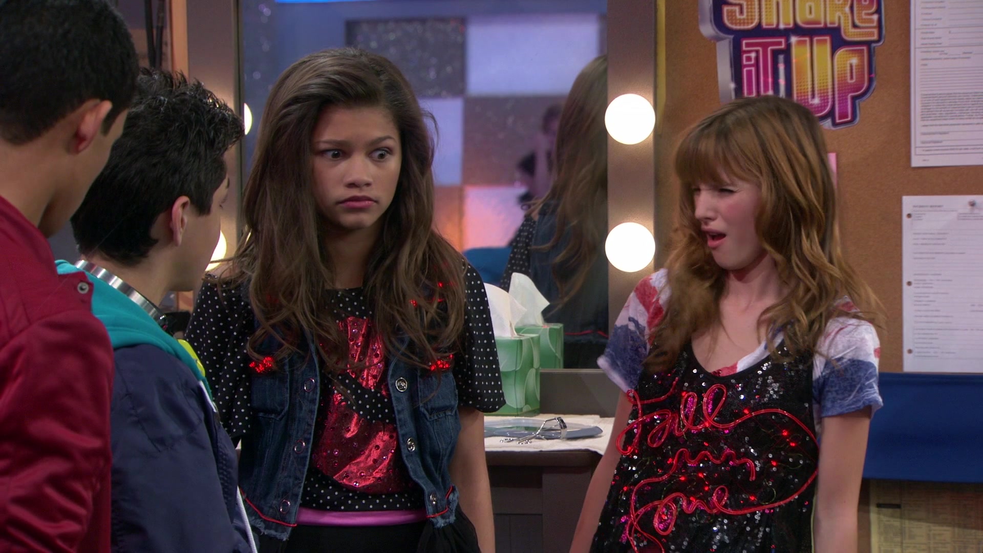 Shake_It_Up_S01E03_1080p_BTD_002573.jpg Shake_It_Up_S01E03_1080p_BTD_002573.jpg
