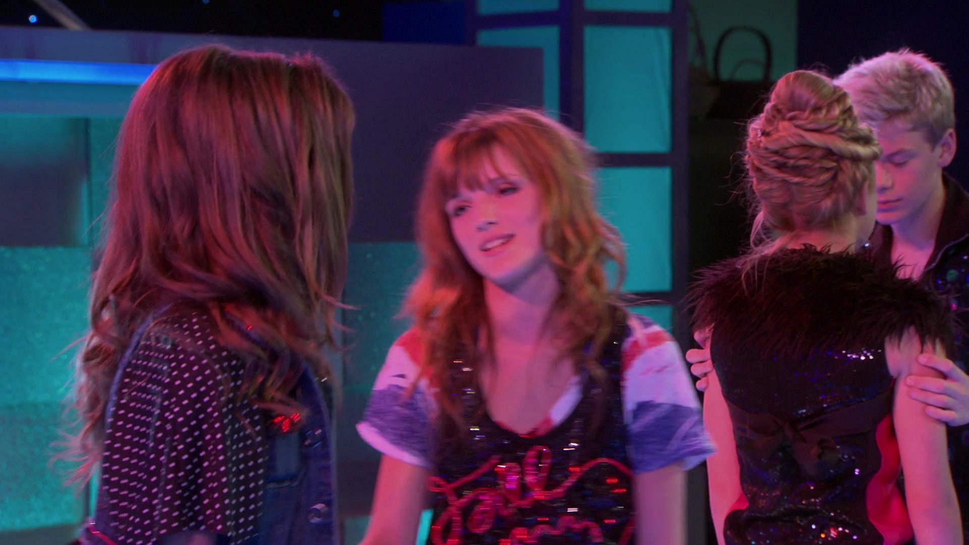 Shake_It_Up_S01E03_1080p_BTD_002754.jpg