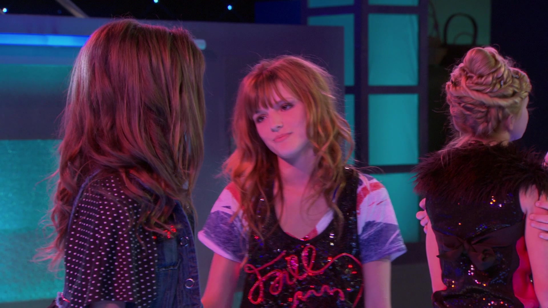 Shake_It_Up_S01E03_1080p_BTD_002756.jpg Shake_It_Up_S01E03_1080p_BTD_002756.jpg
