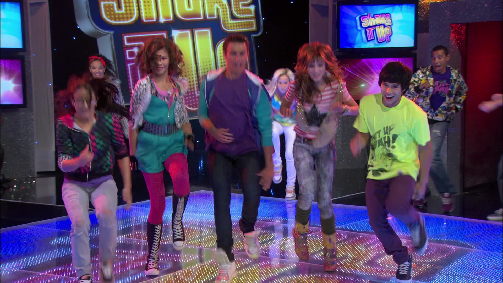 Shake_It_Up_S01E04_1080p_BTD_000045.jpg Shake_It_Up_S01E04_1080p_BTD_000045.jpg