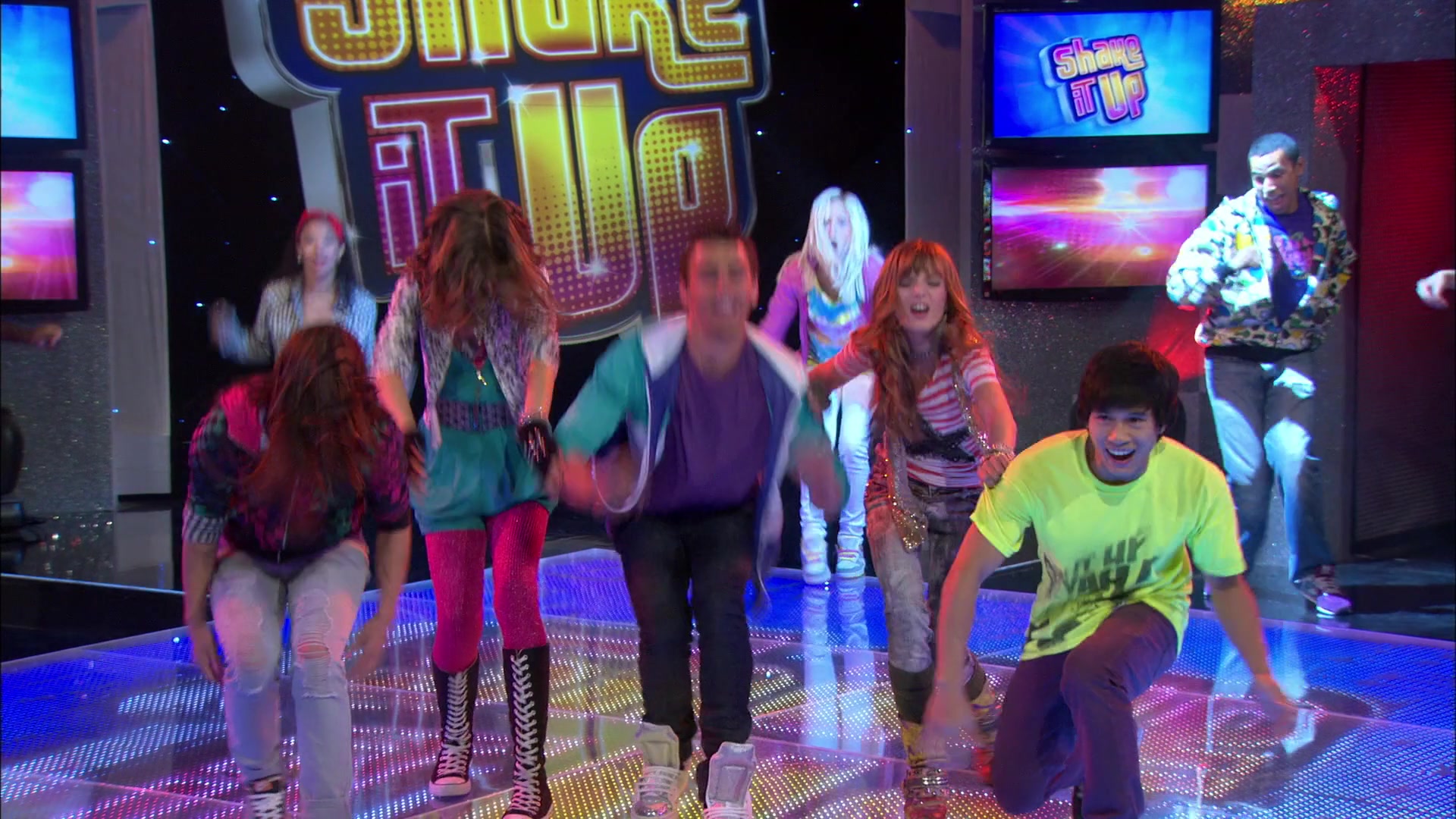 Shake_It_Up_S01E04_1080p_BTD_000046.jpg Shake_It_Up_S01E04_1080p_BTD_000046.jpg