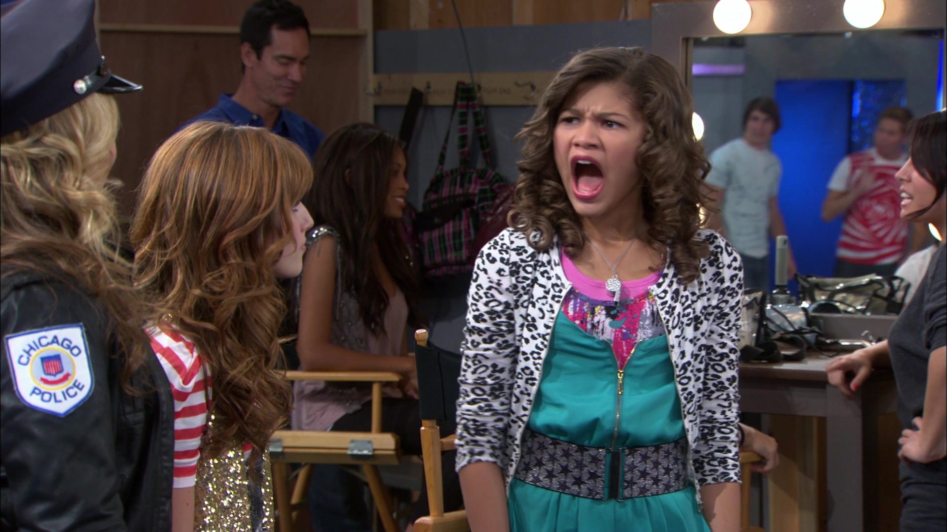 Shake_It_Up_S01E04_1080p_BTD_000246.jpg Shake_It_Up_S01E04_1080p_BTD_000246.jpg