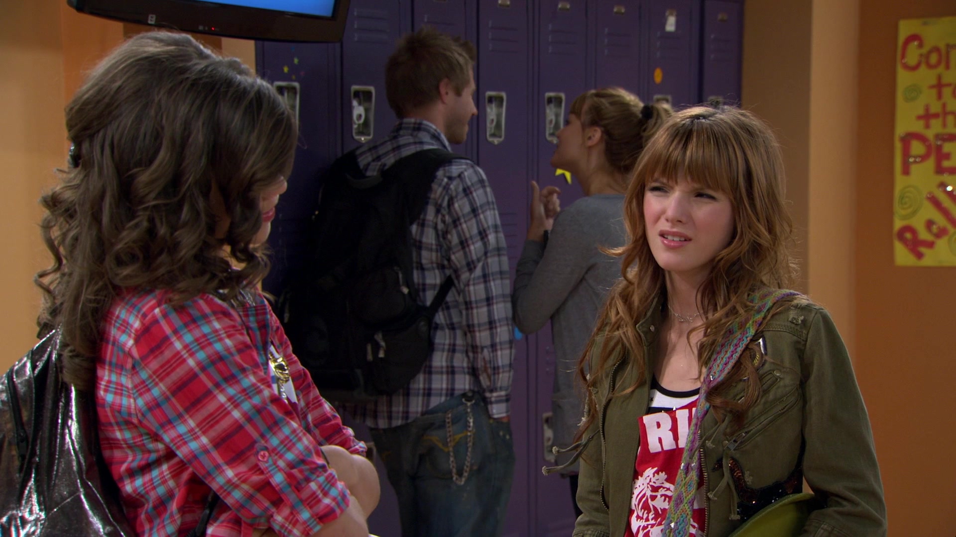 Shake_It_Up_S01E04_1080p_BTD_000601.jpg