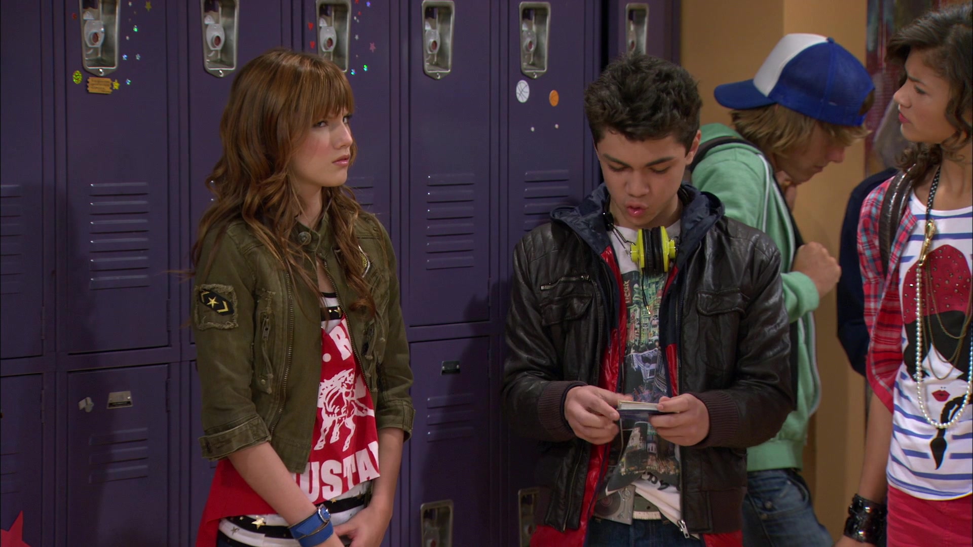 Shake_It_Up_S01E04_1080p_BTD_000645.jpg