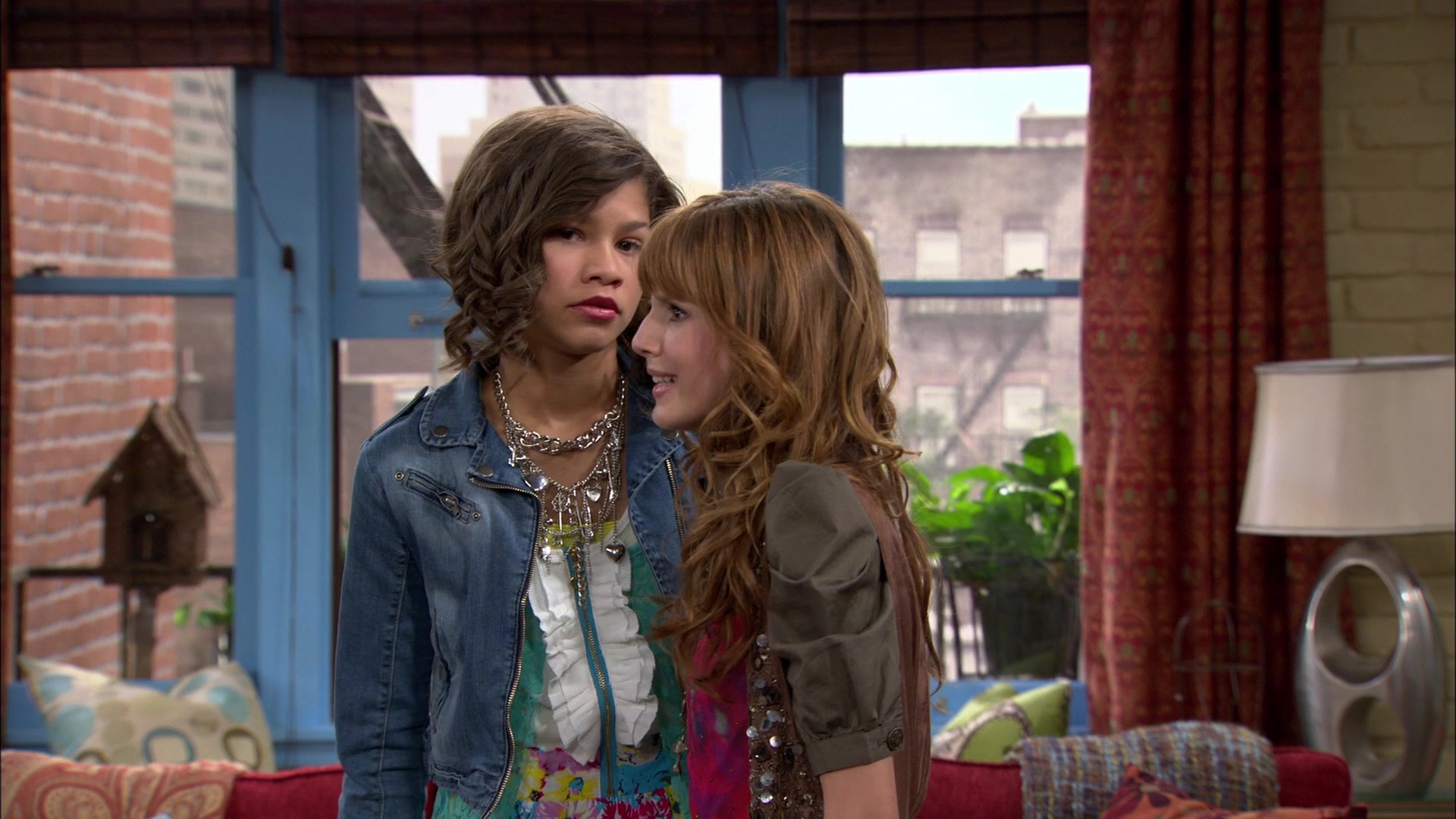 Shake_It_Up_S01E04_1080p_BTD_001019.jpg Shake_It_Up_S01E04_1080p_BTD_001019.jpg