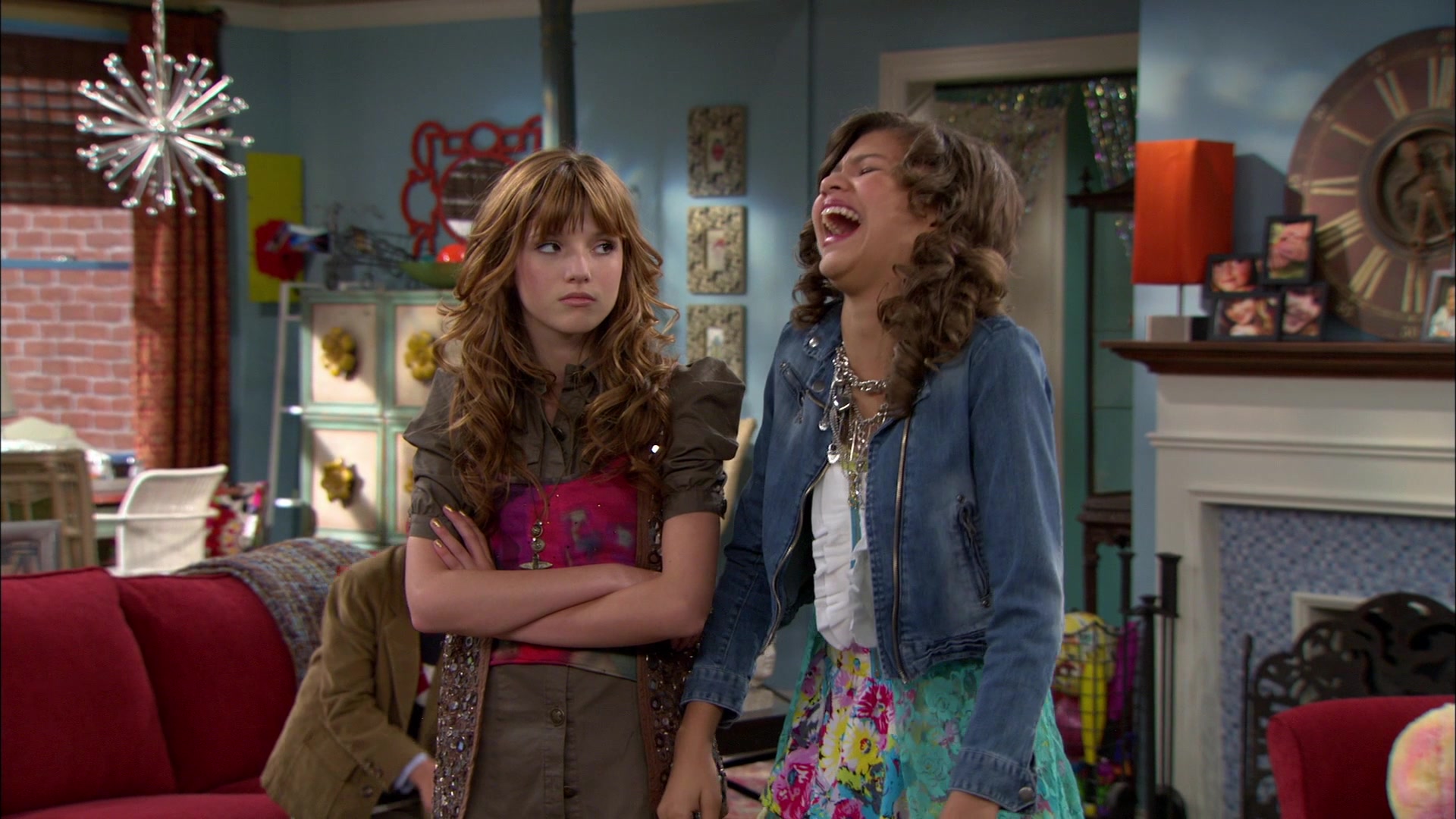 Shake_It_Up_S01E04_1080p_BTD_001147.jpg Shake_It_Up_S01E04_1080p_BTD_001147.jpg