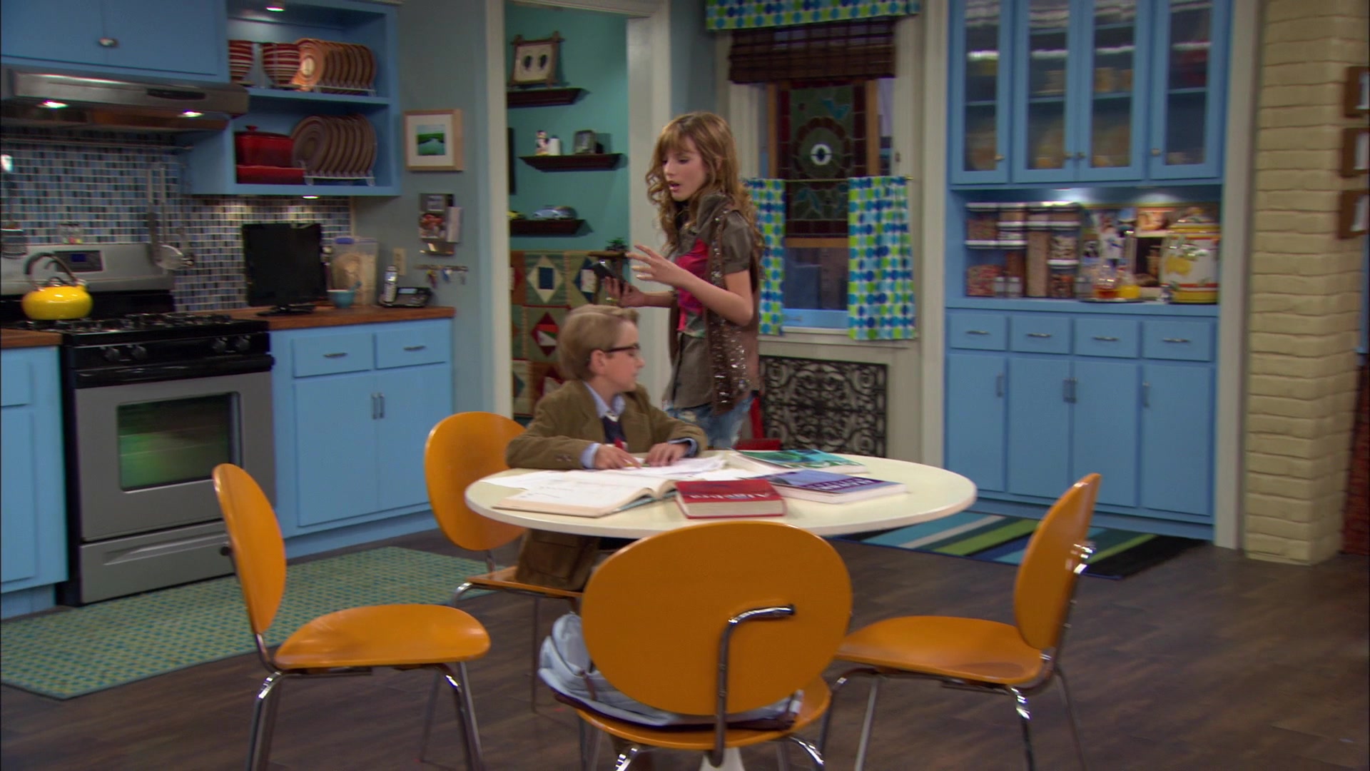Shake_It_Up_S01E04_1080p_BTD_001281.jpg Shake_It_Up_S01E04_1080p_BTD_001281.jpg