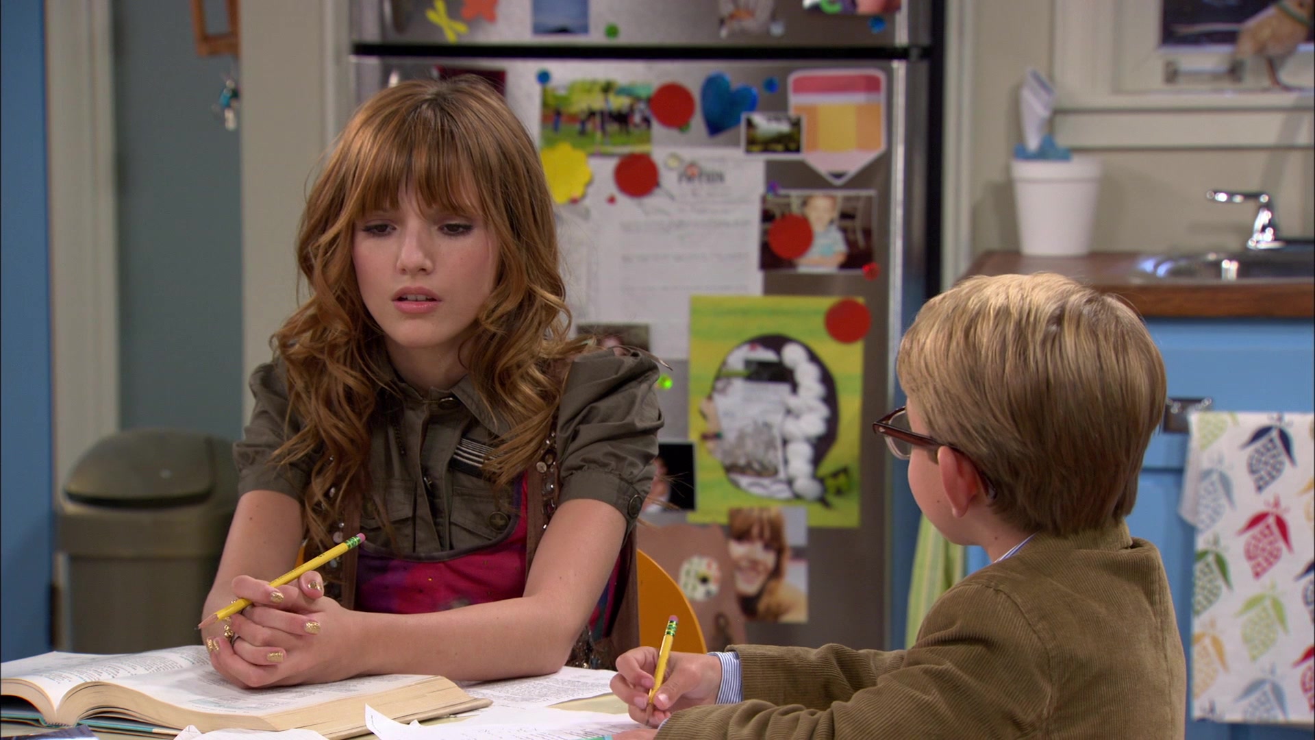 Shake_It_Up_S01E04_1080p_BTD_001548.jpg Shake_It_Up_S01E04_1080p_BTD_001548.jpg