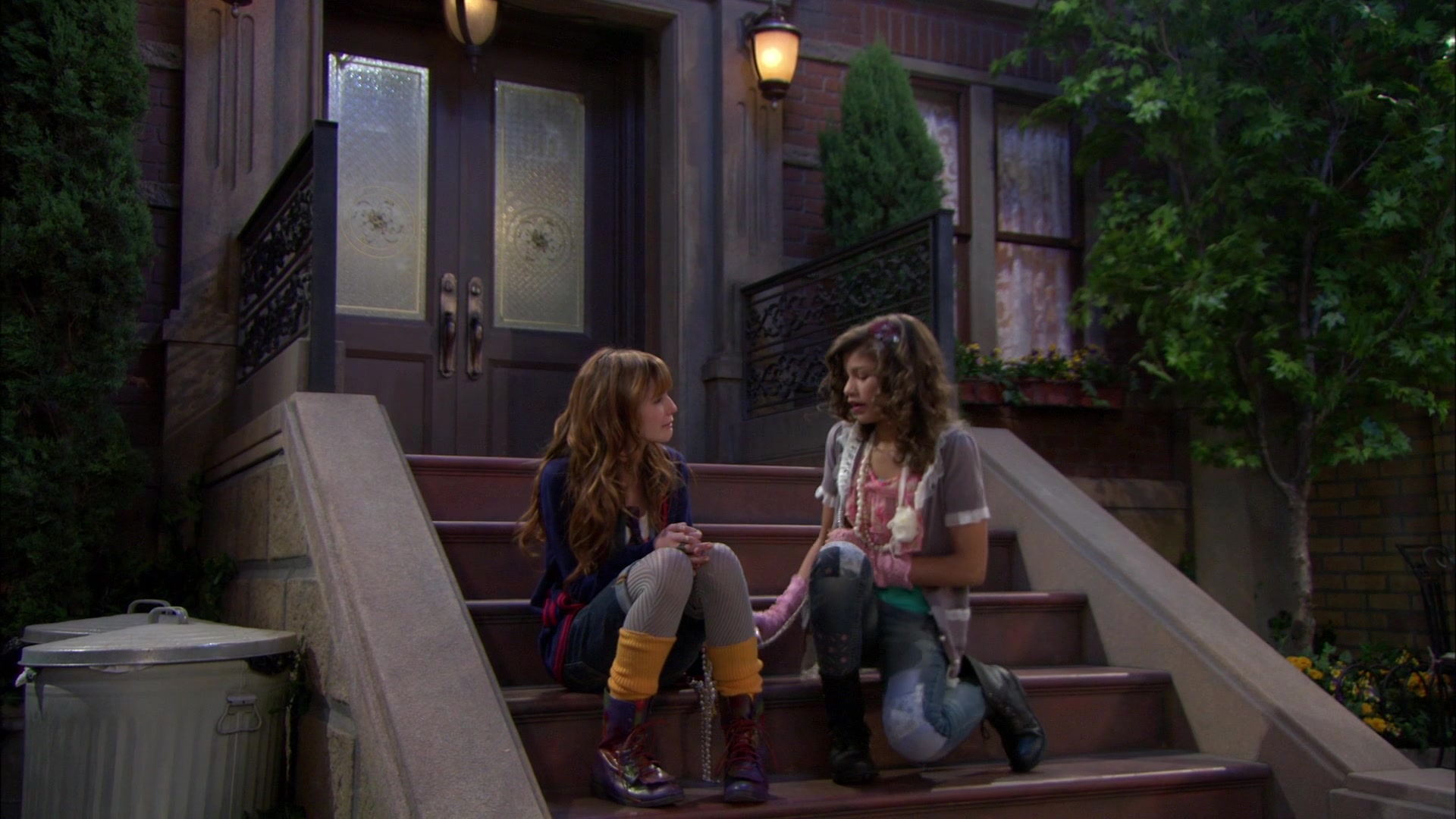 Shake_It_Up_S01E04_1080p_BTD_002666.jpg