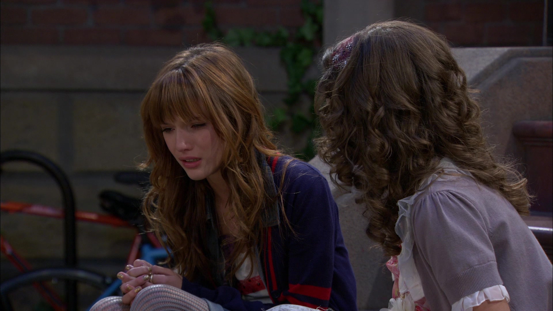 Shake_It_Up_S01E04_1080p_BTD_002690.jpg