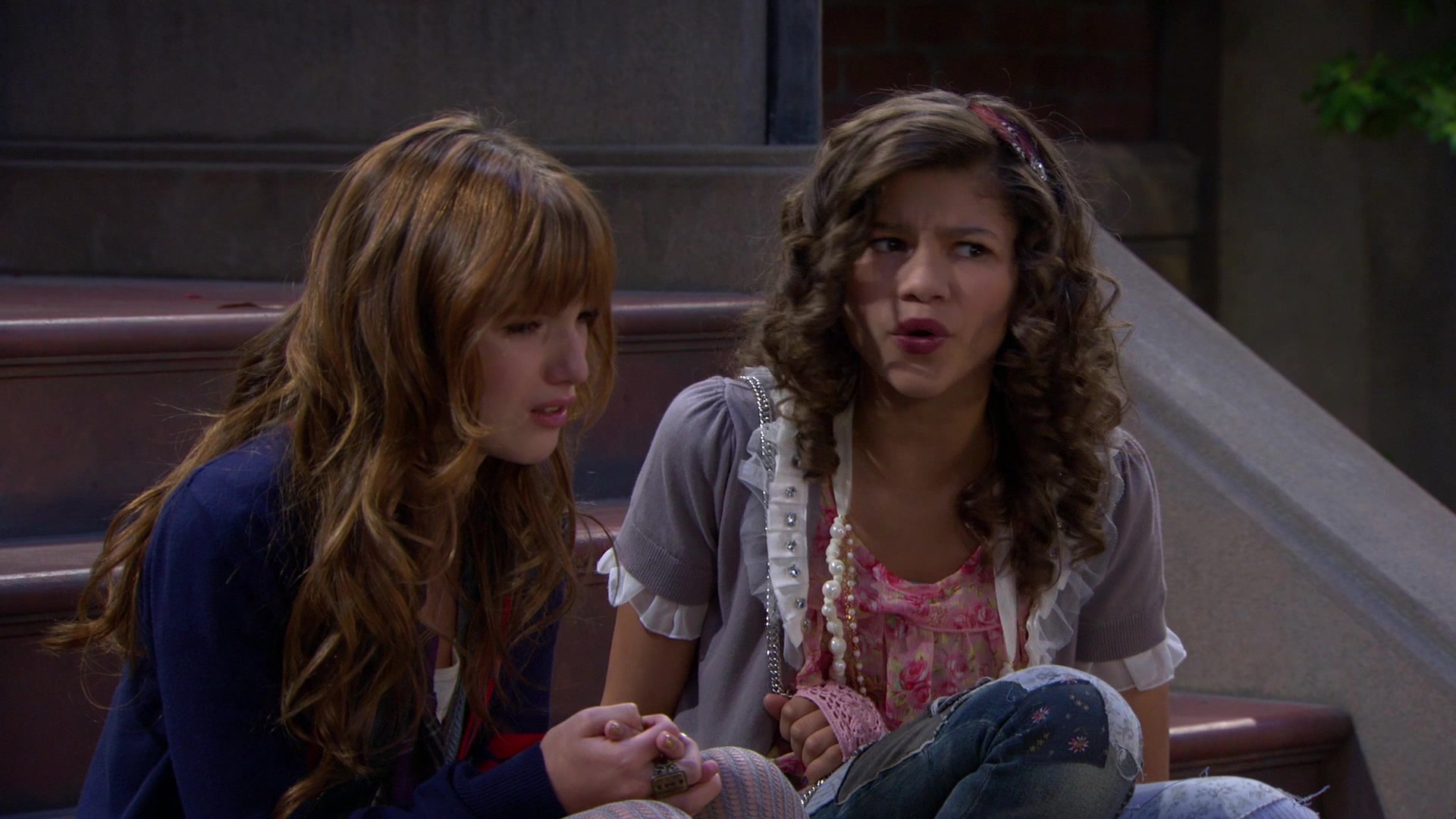 Shake_It_Up_S01E04_1080p_BTD_002707.jpg Shake_It_Up_S01E04_1080p_BTD_002707.jpg