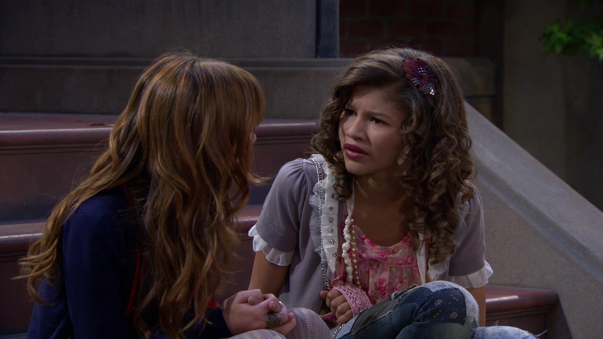 Shake_It_Up_S01E04_1080p_BTD_002710.jpg Shake_It_Up_S01E04_1080p_BTD_002710.jpg