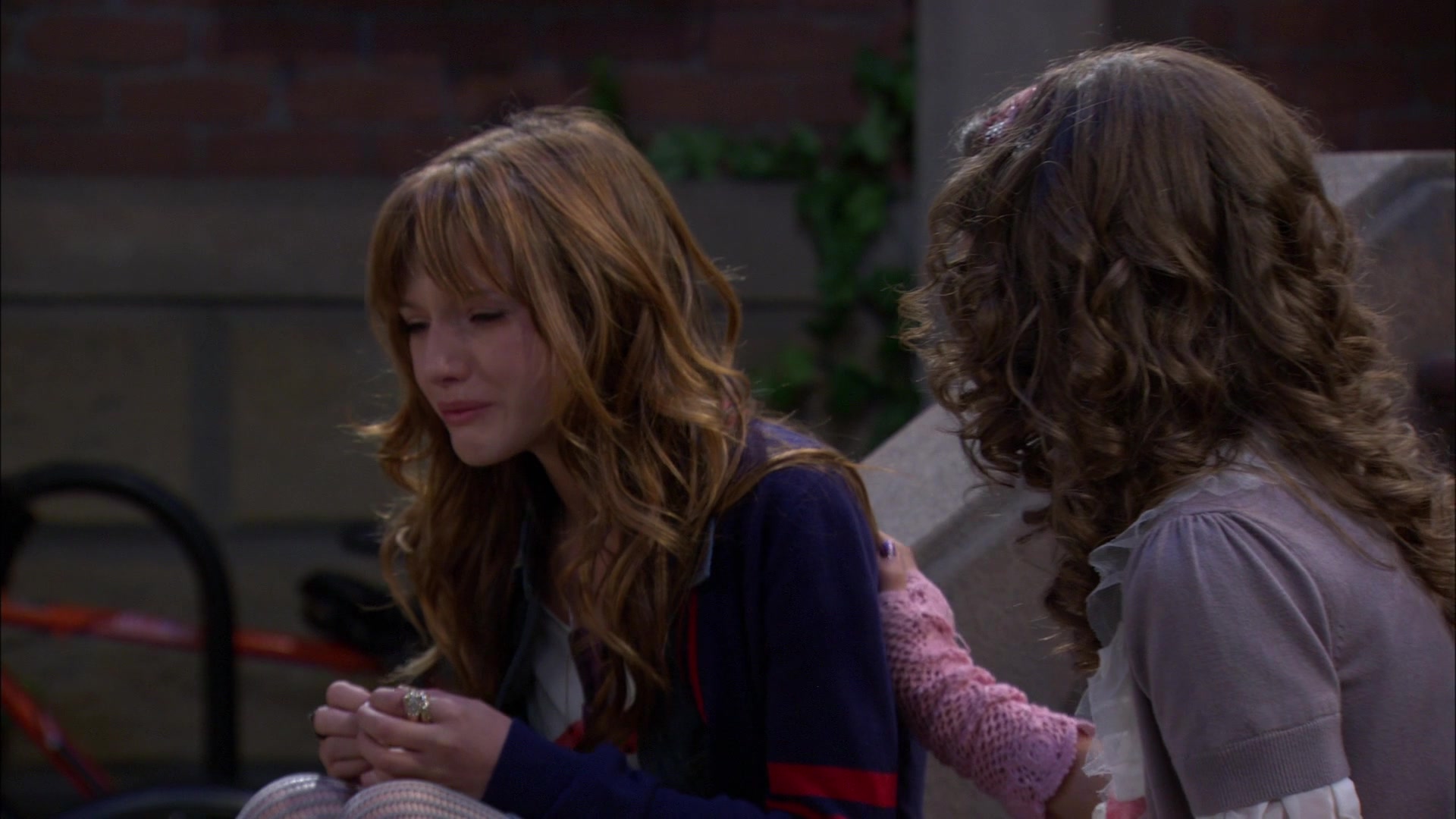 Shake_It_Up_S01E04_1080p_BTD_002735.jpg Shake_It_Up_S01E04_1080p_BTD_002735.jpg