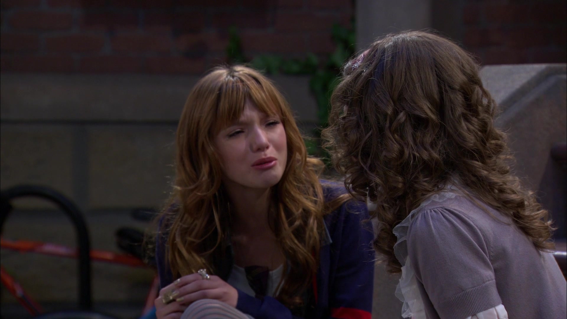 Shake_It_Up_S01E04_1080p_BTD_002753.jpg